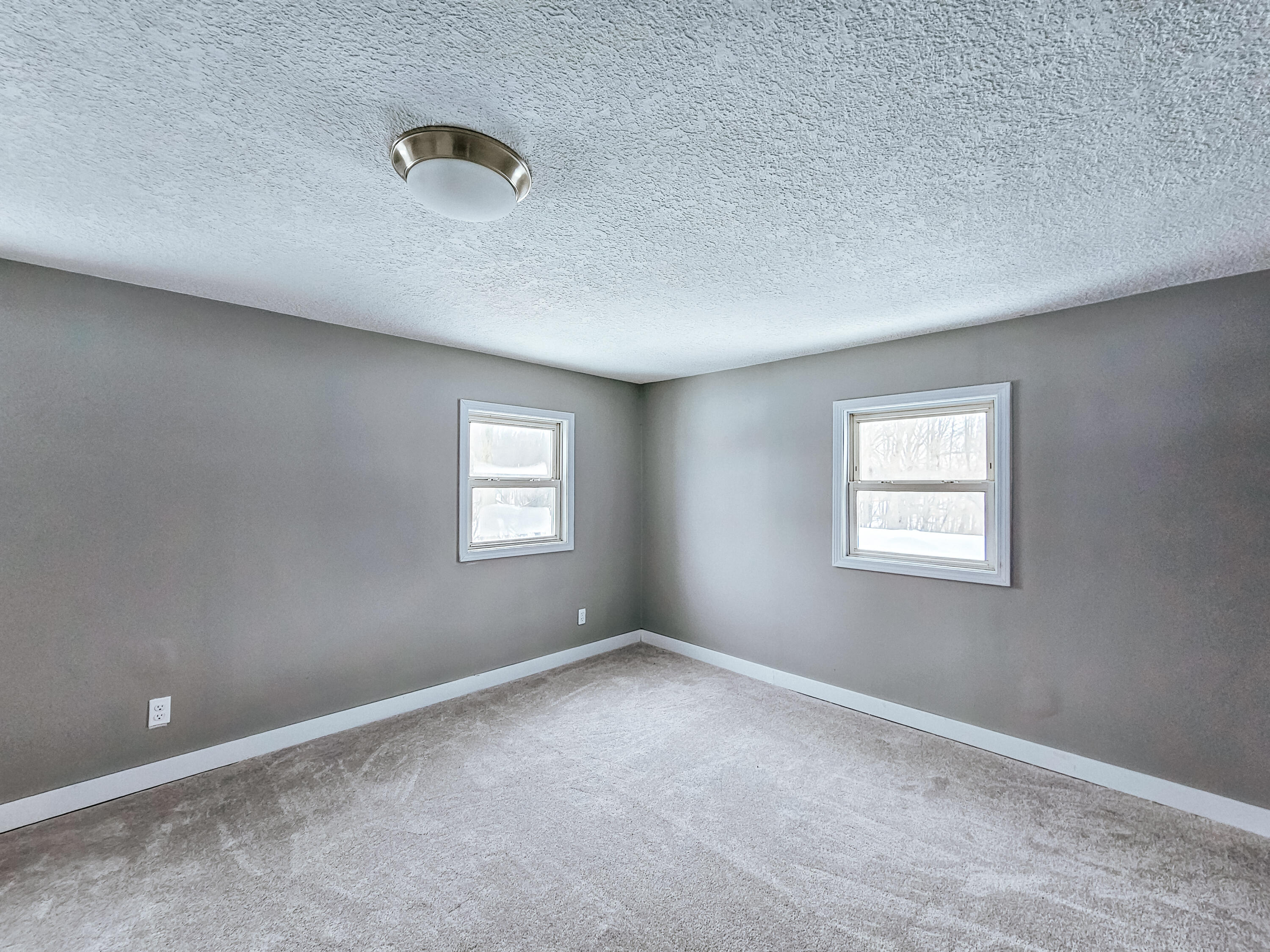 950 Herl Road Property Photo 20