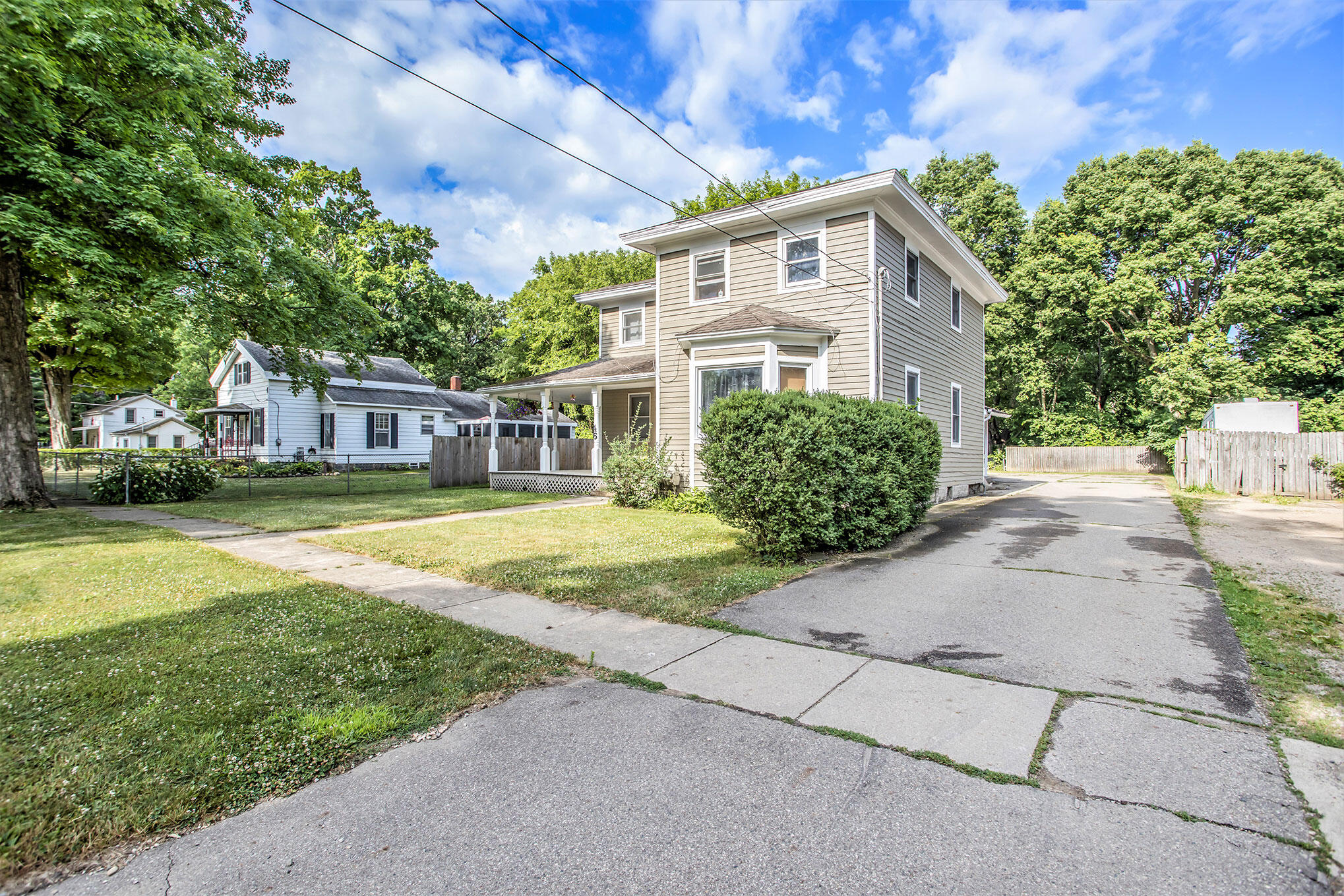 46 Grove Street Property Photo 3