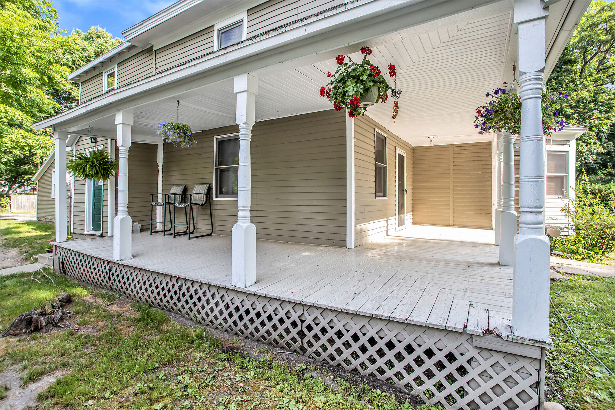 46 Grove Street Property Photo 13