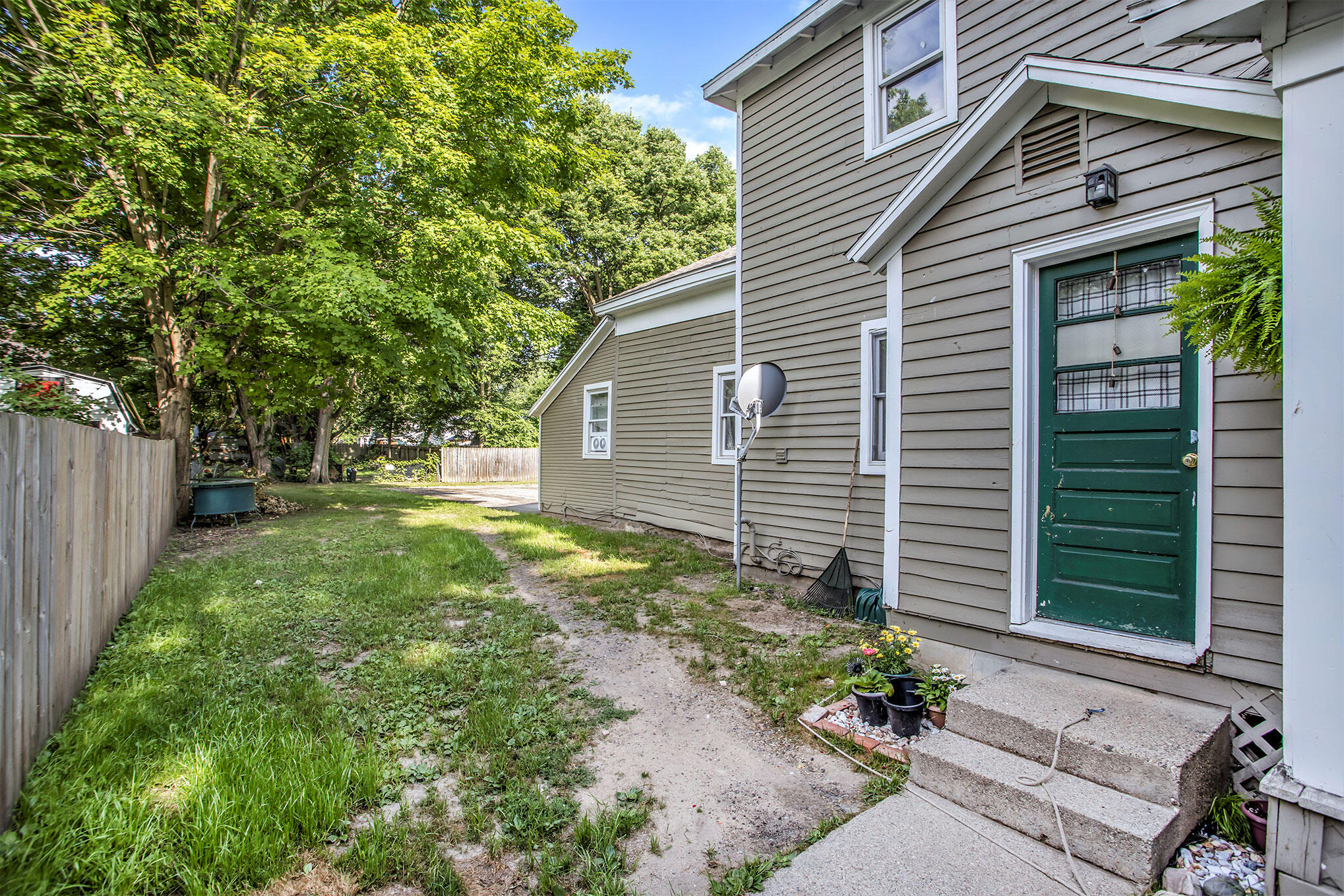 46 Grove Street Property Photo 18
