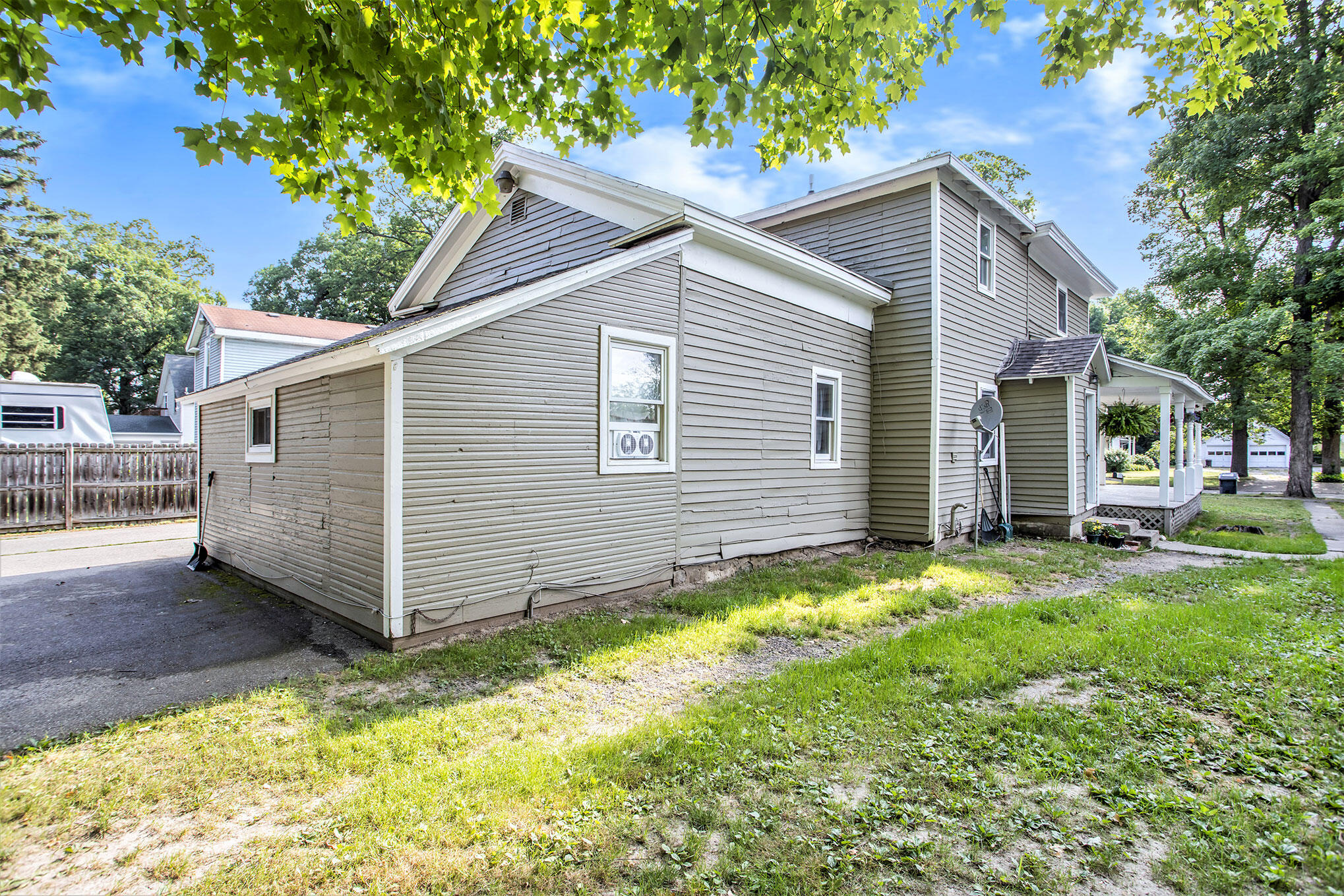 46 Grove Street Property Photo 19