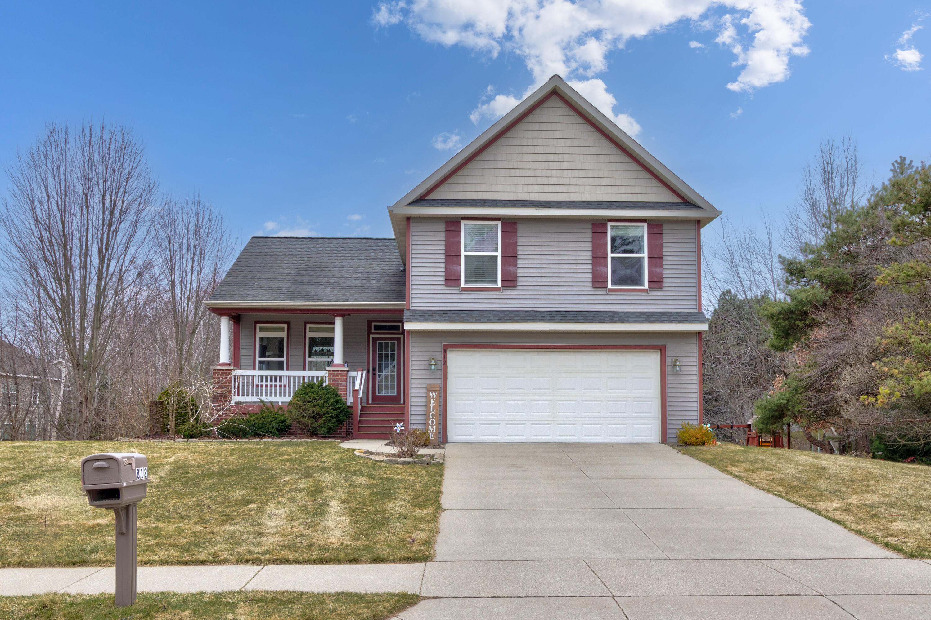 812 Ashlee Drive Property Photo