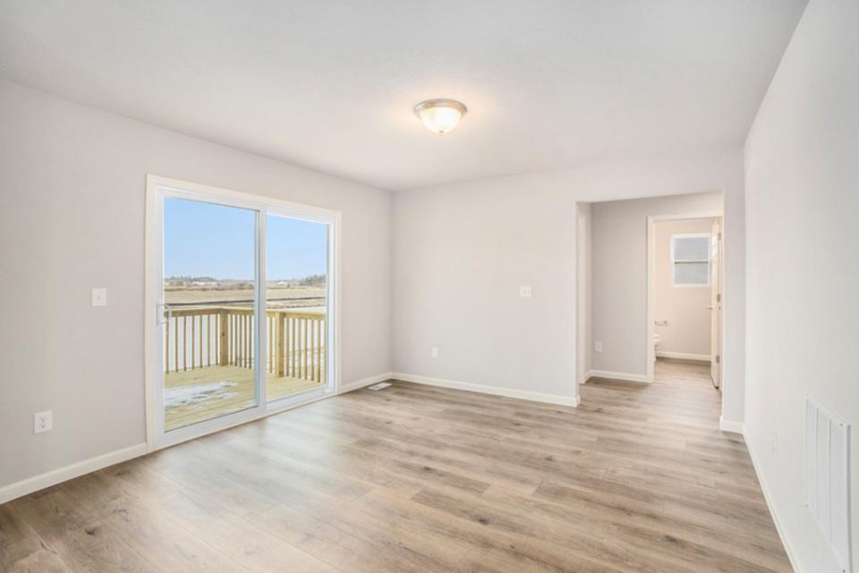 13879 Oasis Avenue Property Photo 8