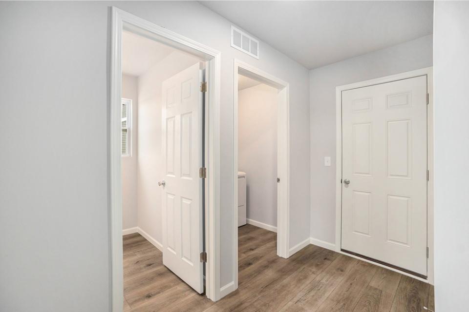 13879 Oasis Avenue Property Photo 12