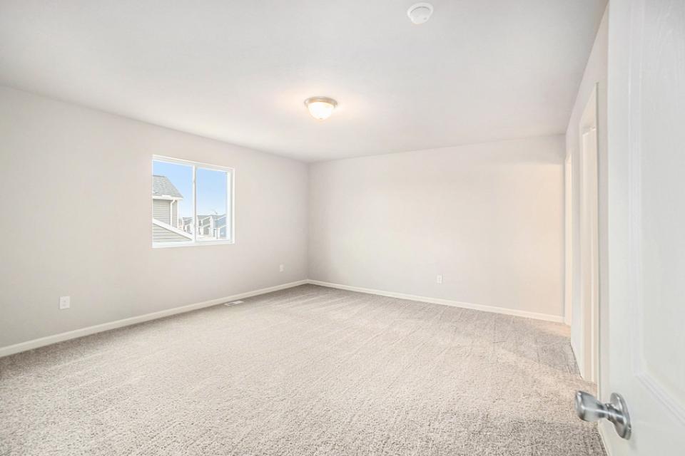 13879 Oasis Avenue Property Photo 16