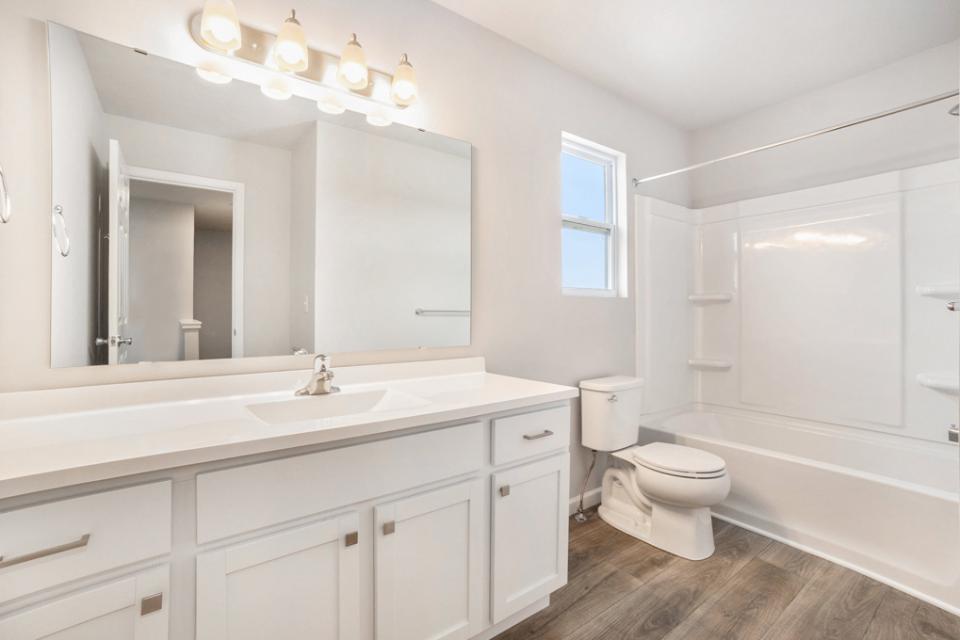 13879 Oasis Avenue Property Photo 24
