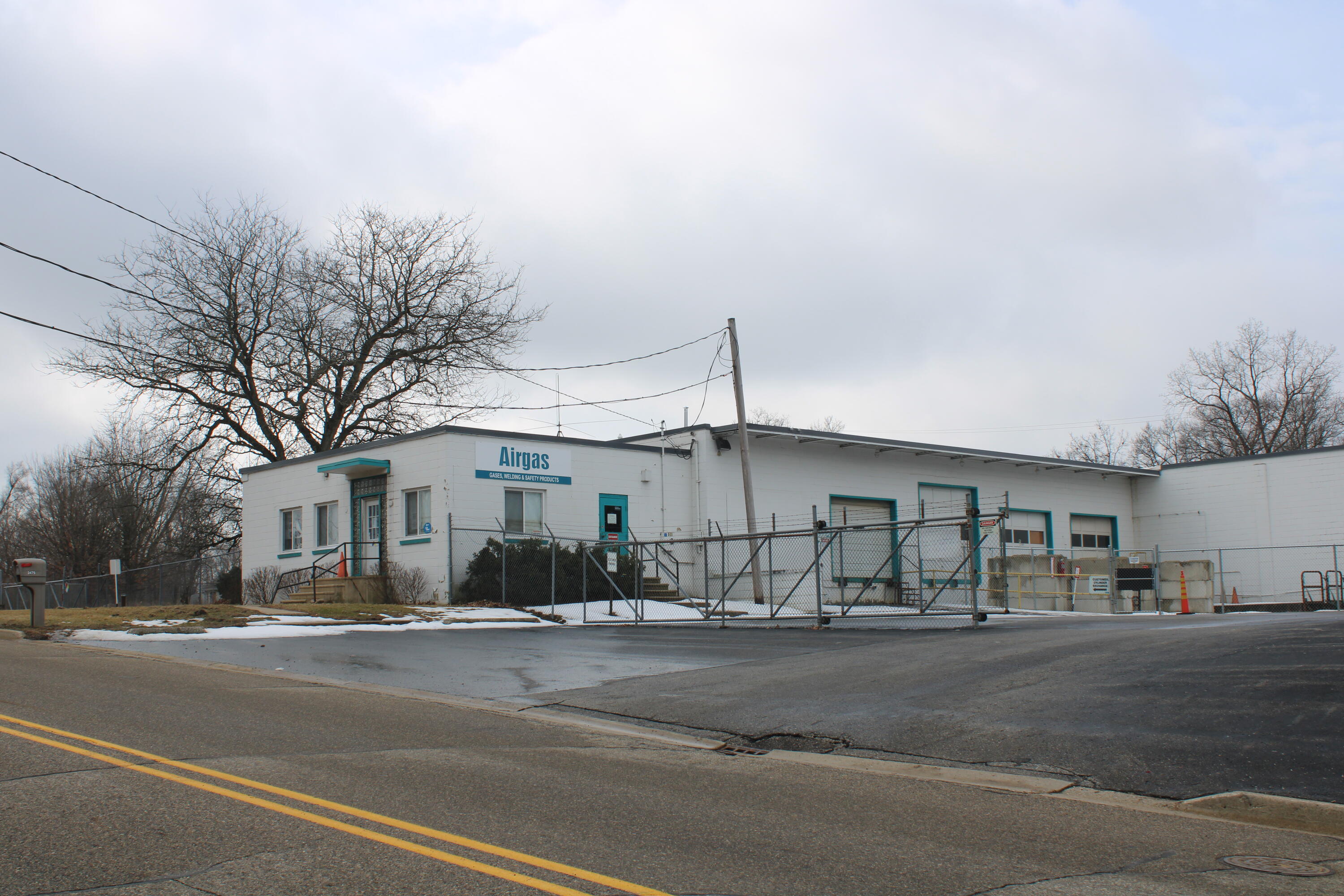 2475 W Dickman Road Property Photo