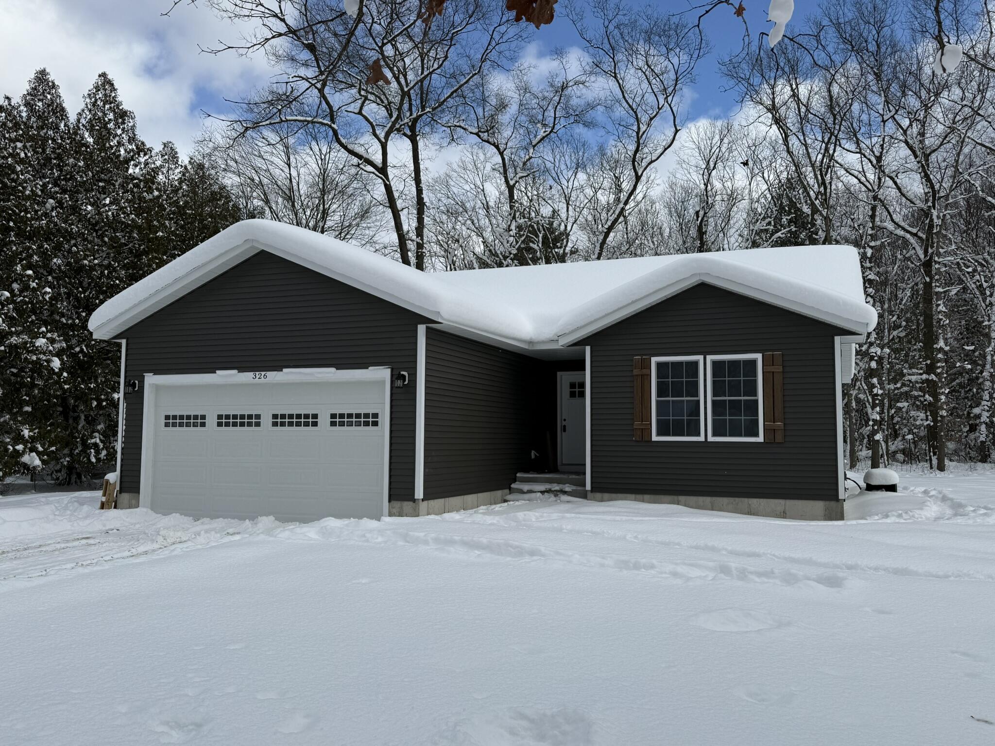 326 S Dangl Road Property Photo