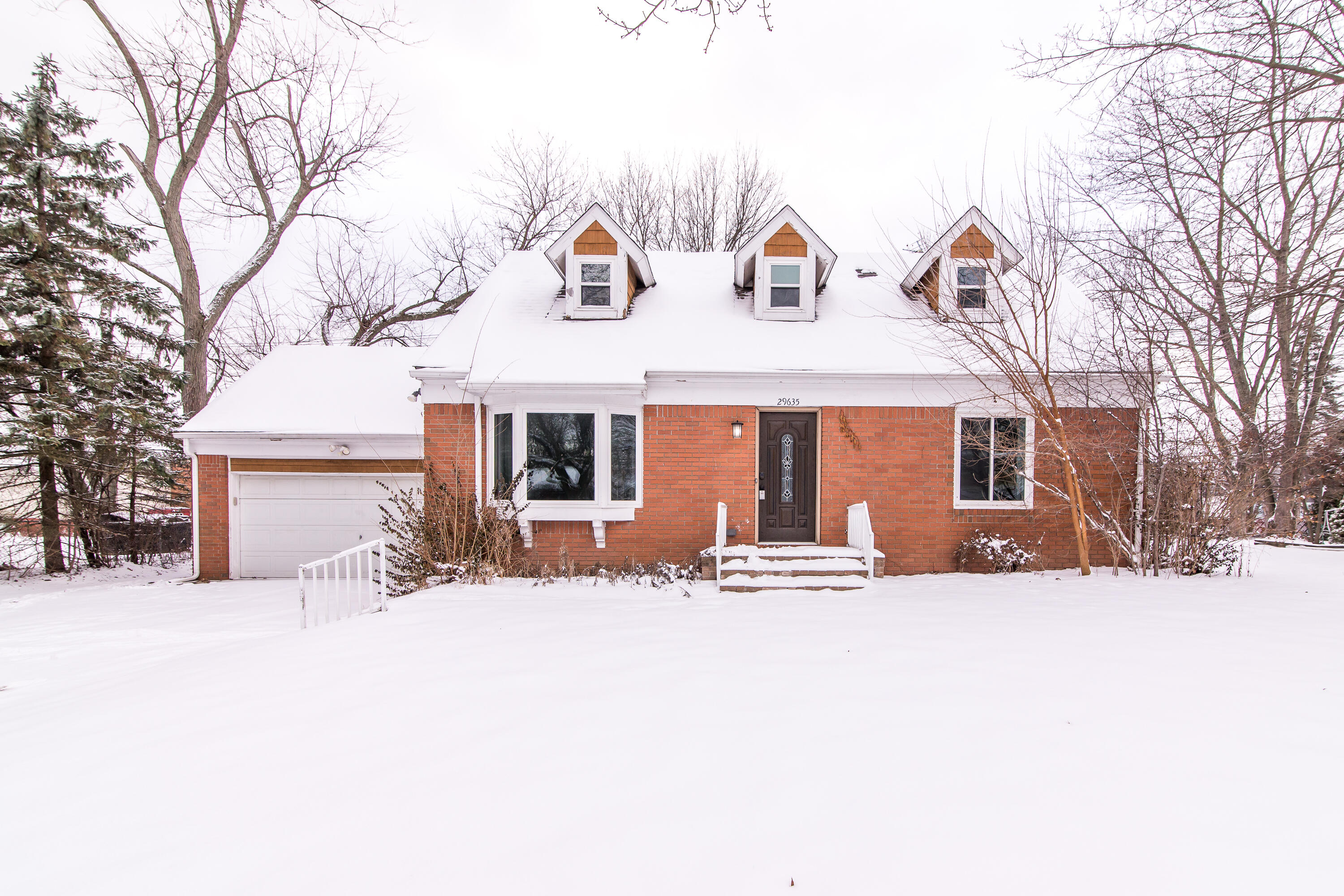 29635 Eastfield Street Property Photo