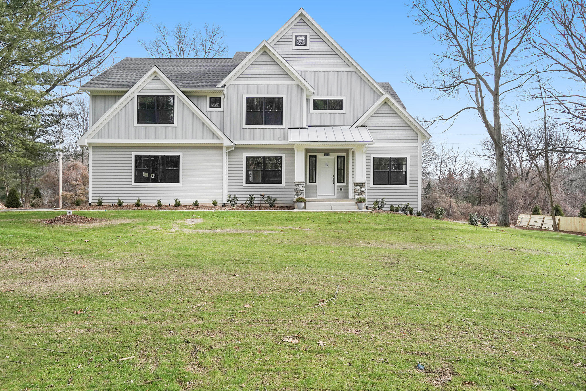 Crestwood Hills Real Estate Listings Main Image
