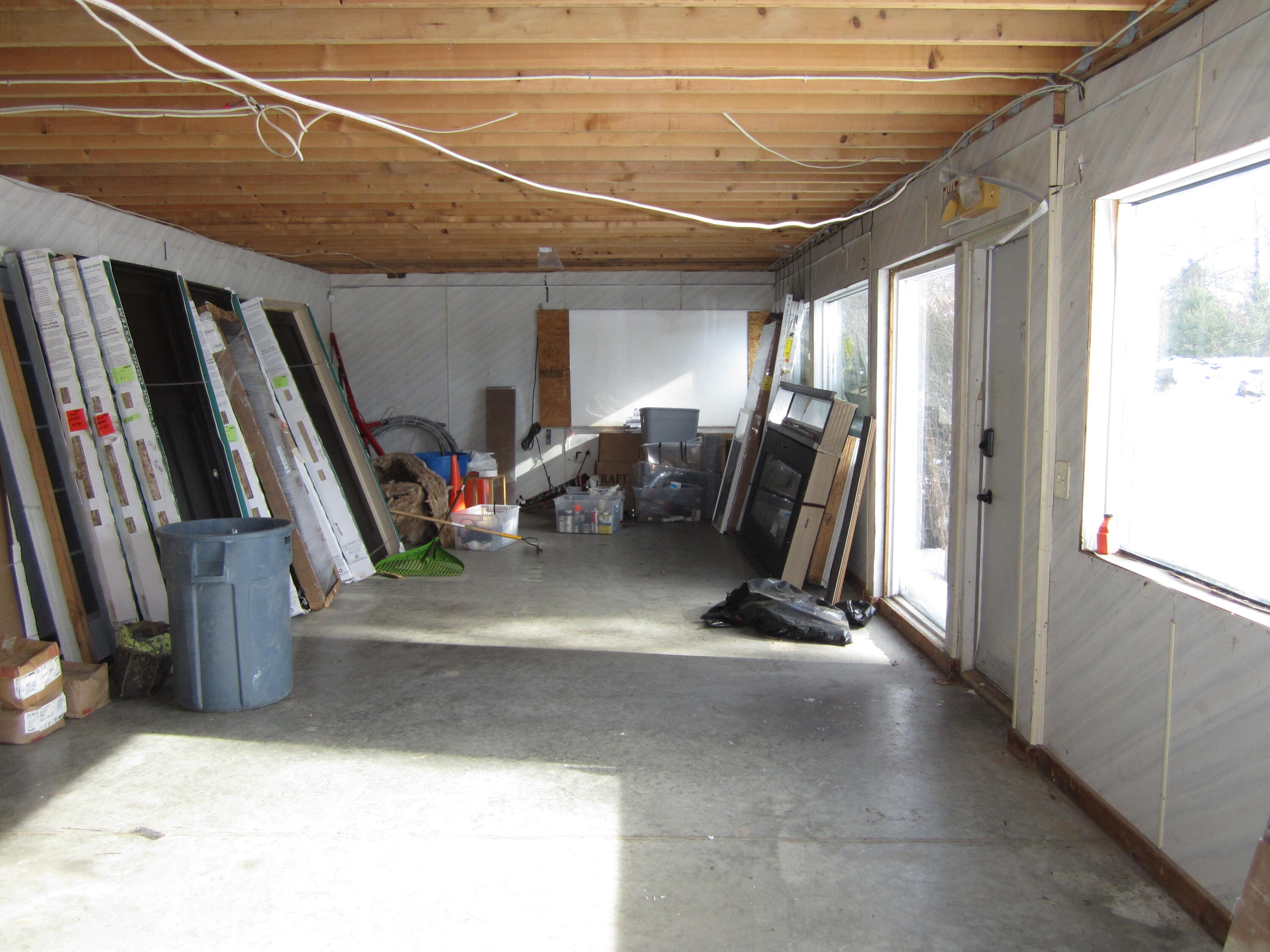15819 Lake Michigan Drive Property Photo 7