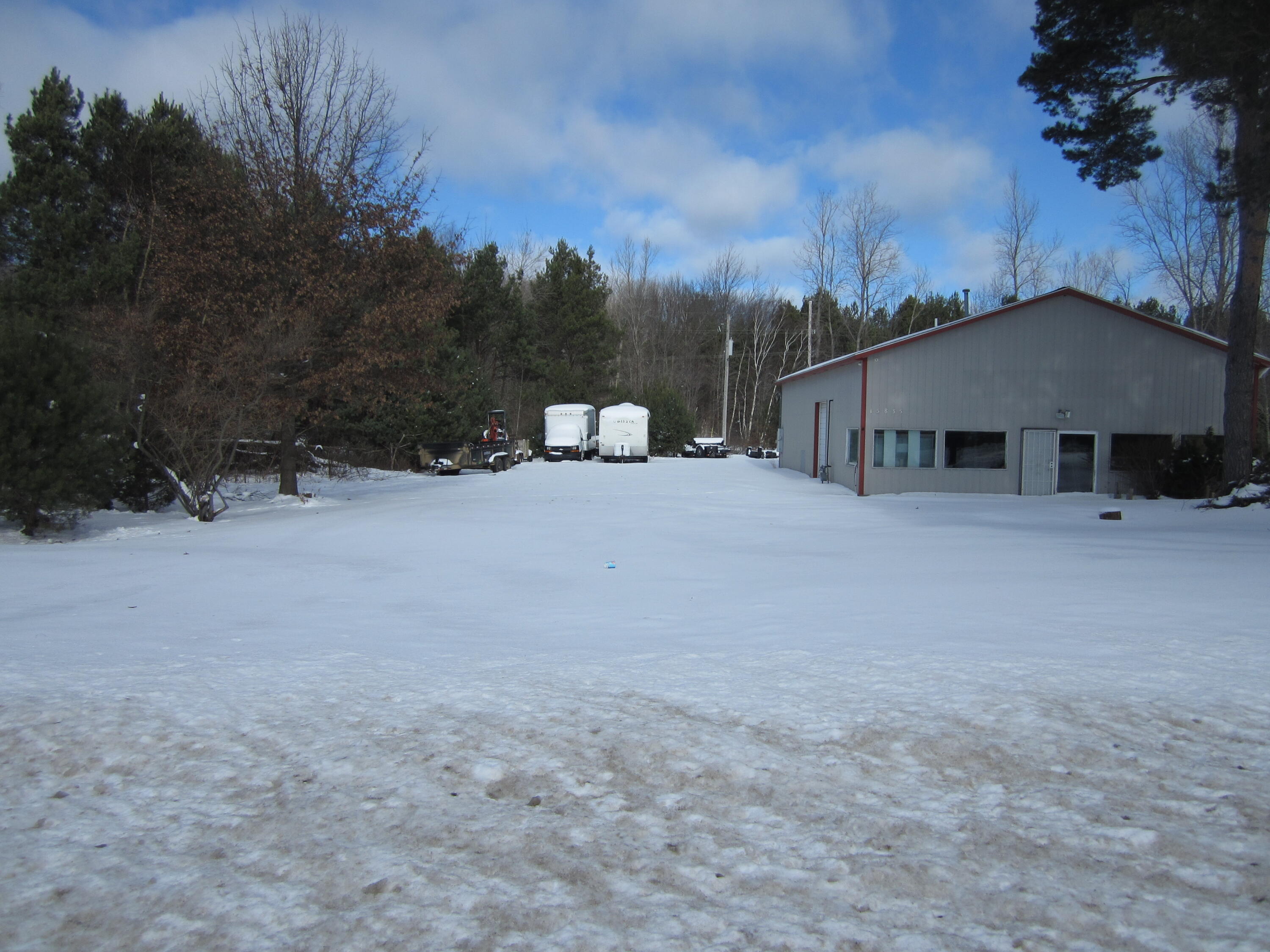 15819 Lake Michigan Drive Property Photo 12