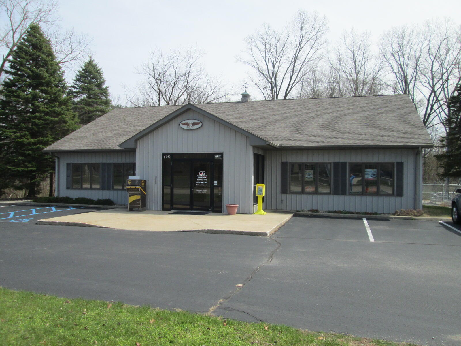 9845 Red Arrow Highway Property Photo