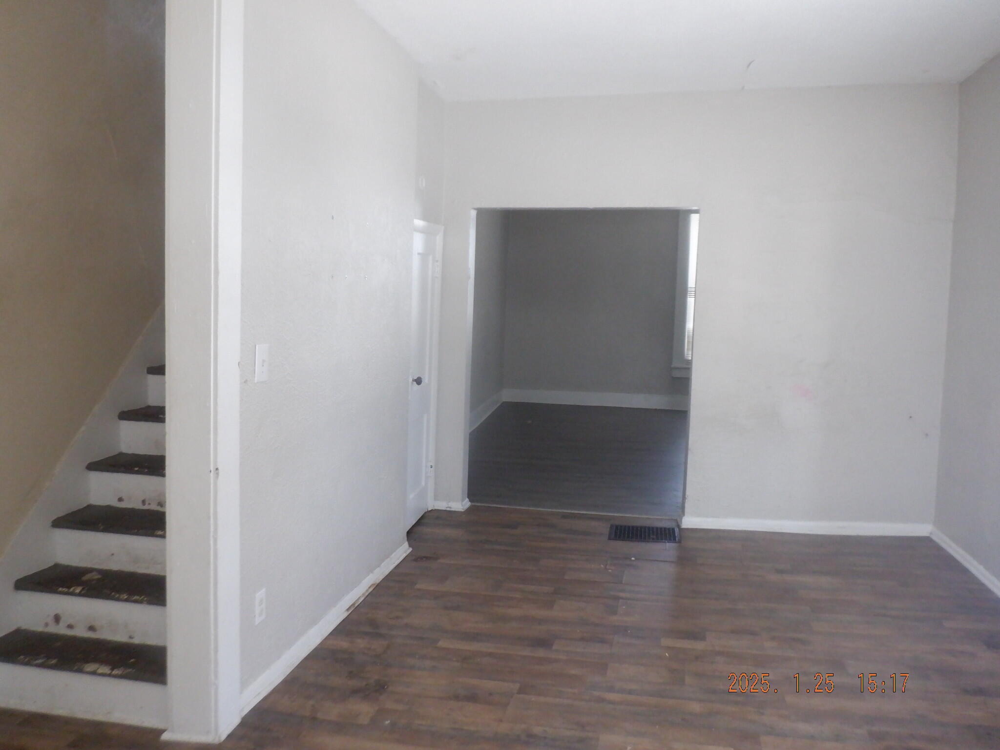 229 E Michigan Avenue Property Photo 6