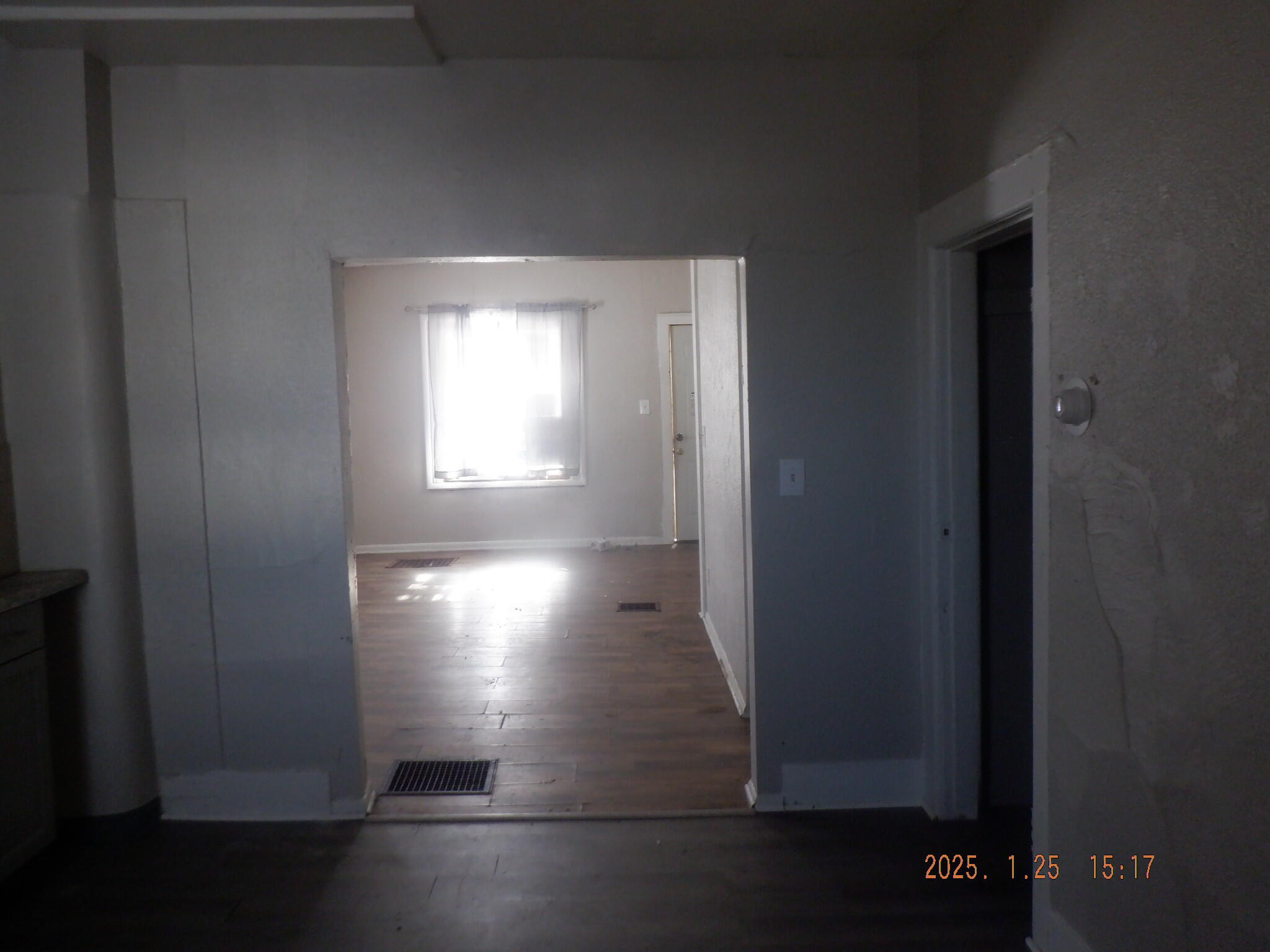 229 E Michigan Avenue Property Photo 8