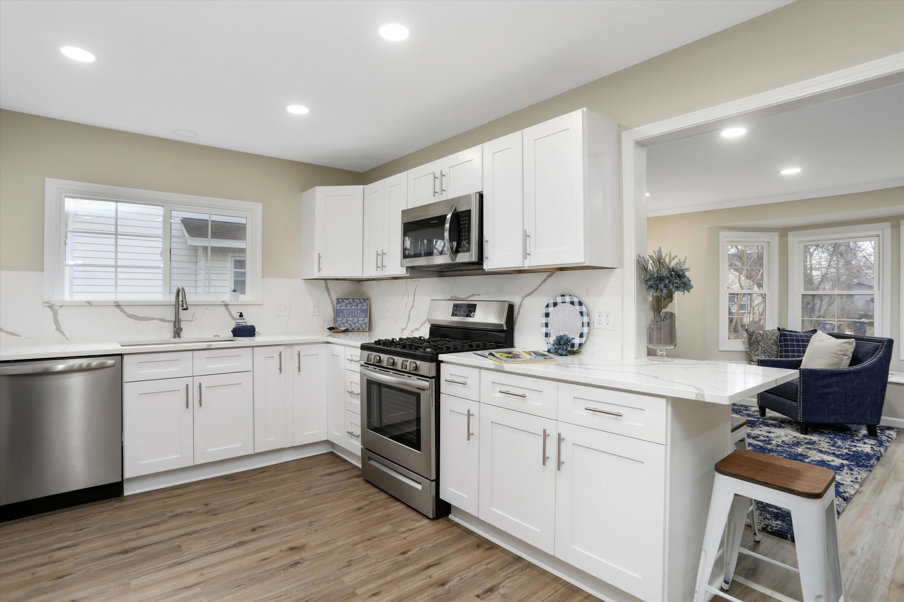 1235 Kensington Drive Property Photo 10