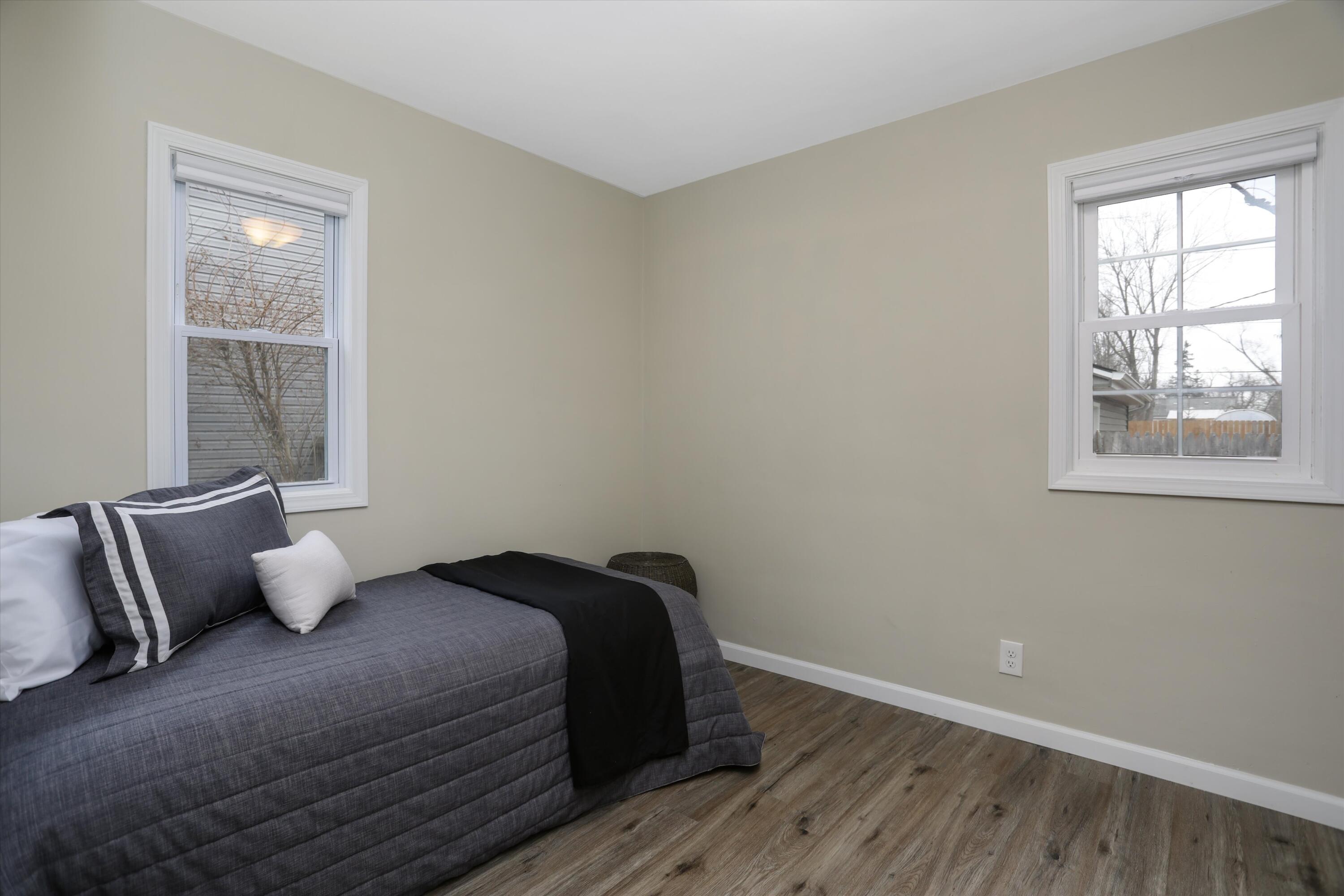 1235 Kensington Drive Property Photo 14