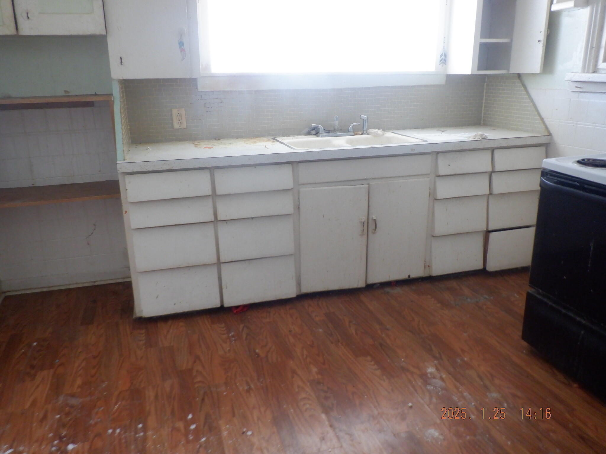 7 4th Street Property Photo 11