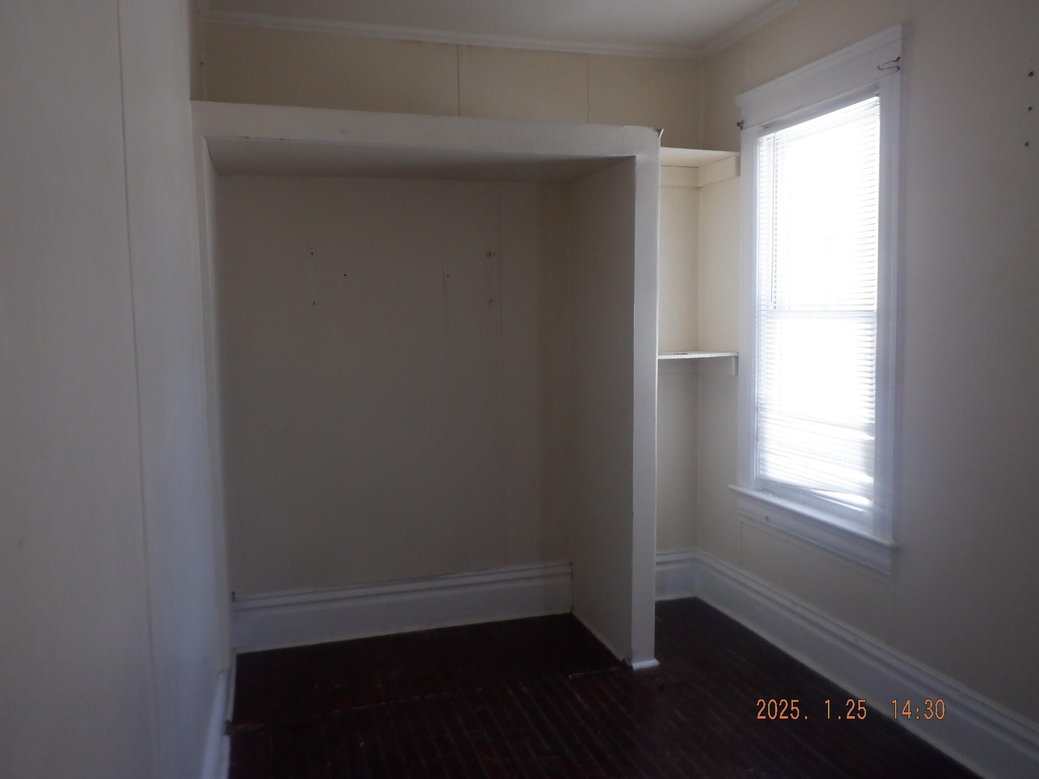 7 4th Street Property Photo 16