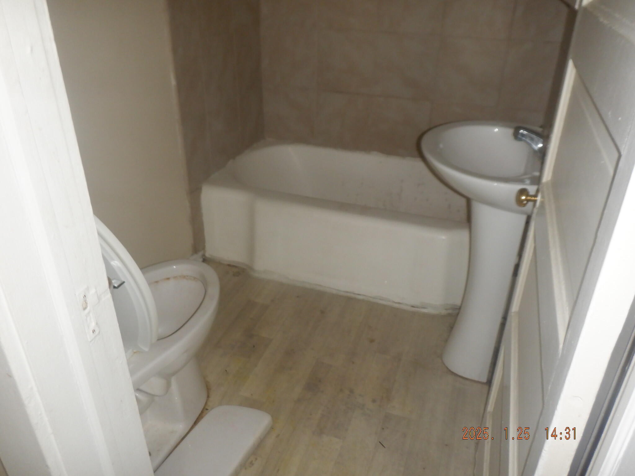 7 4th Street Property Photo 21