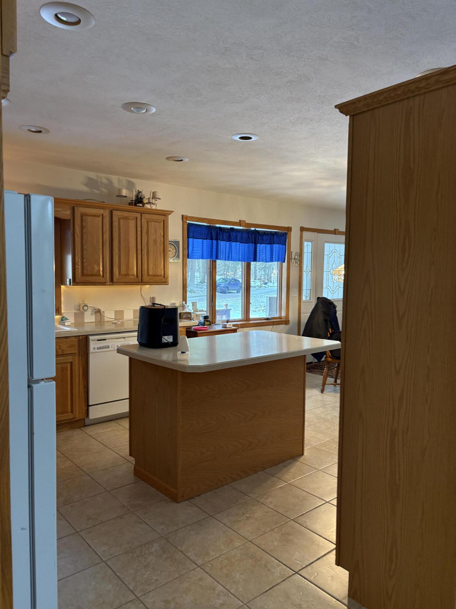 8632 W Blanchard Road Property Photo 33
