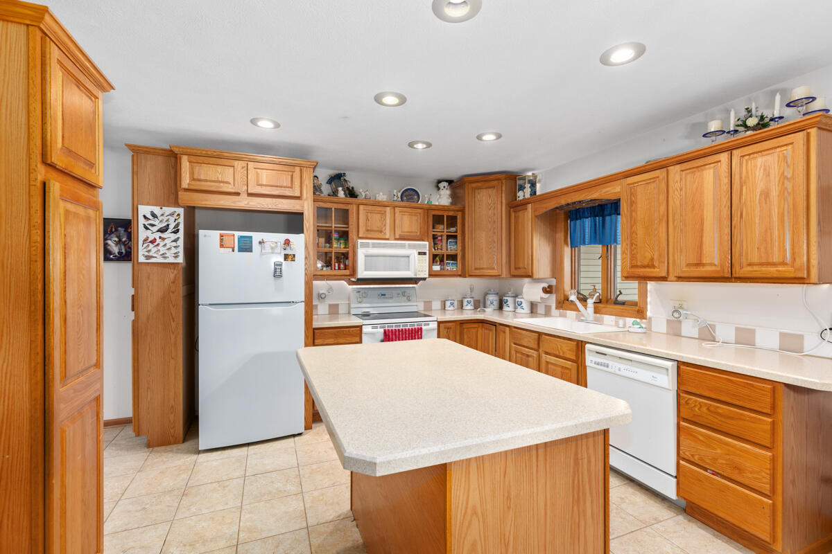 8632 W Blanchard Road Property Photo 66