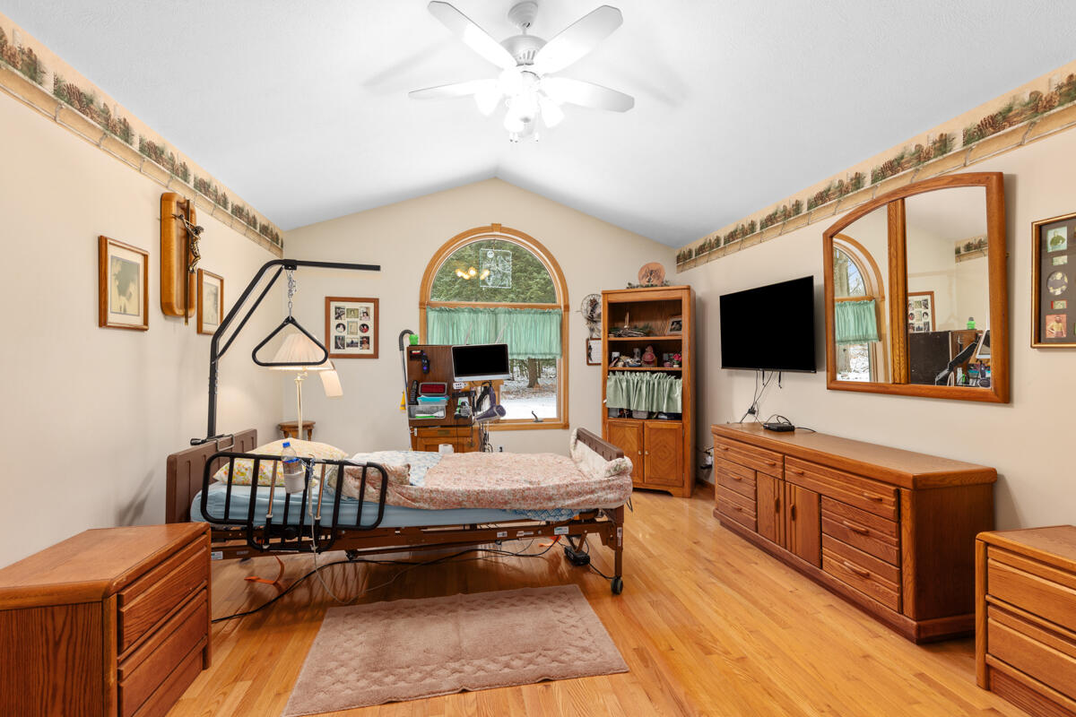 8632 W Blanchard Road Property Photo 68