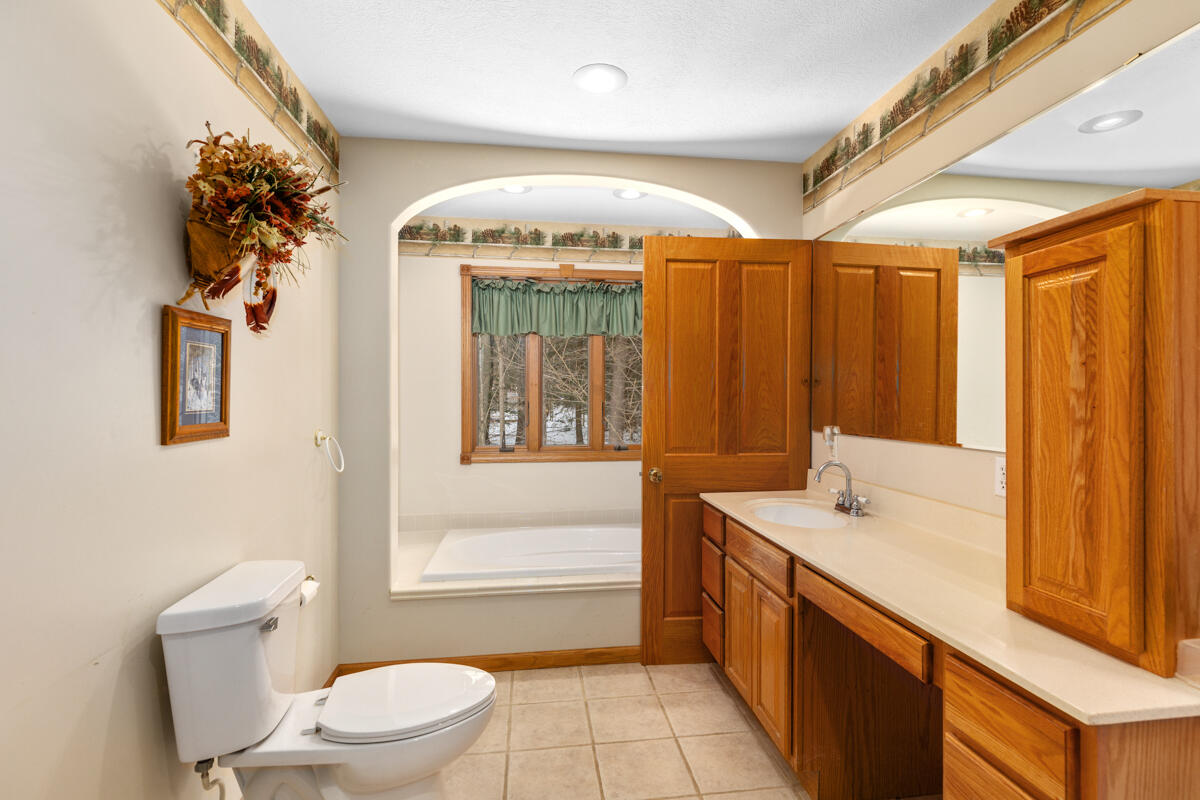 8632 W Blanchard Road Property Photo 69