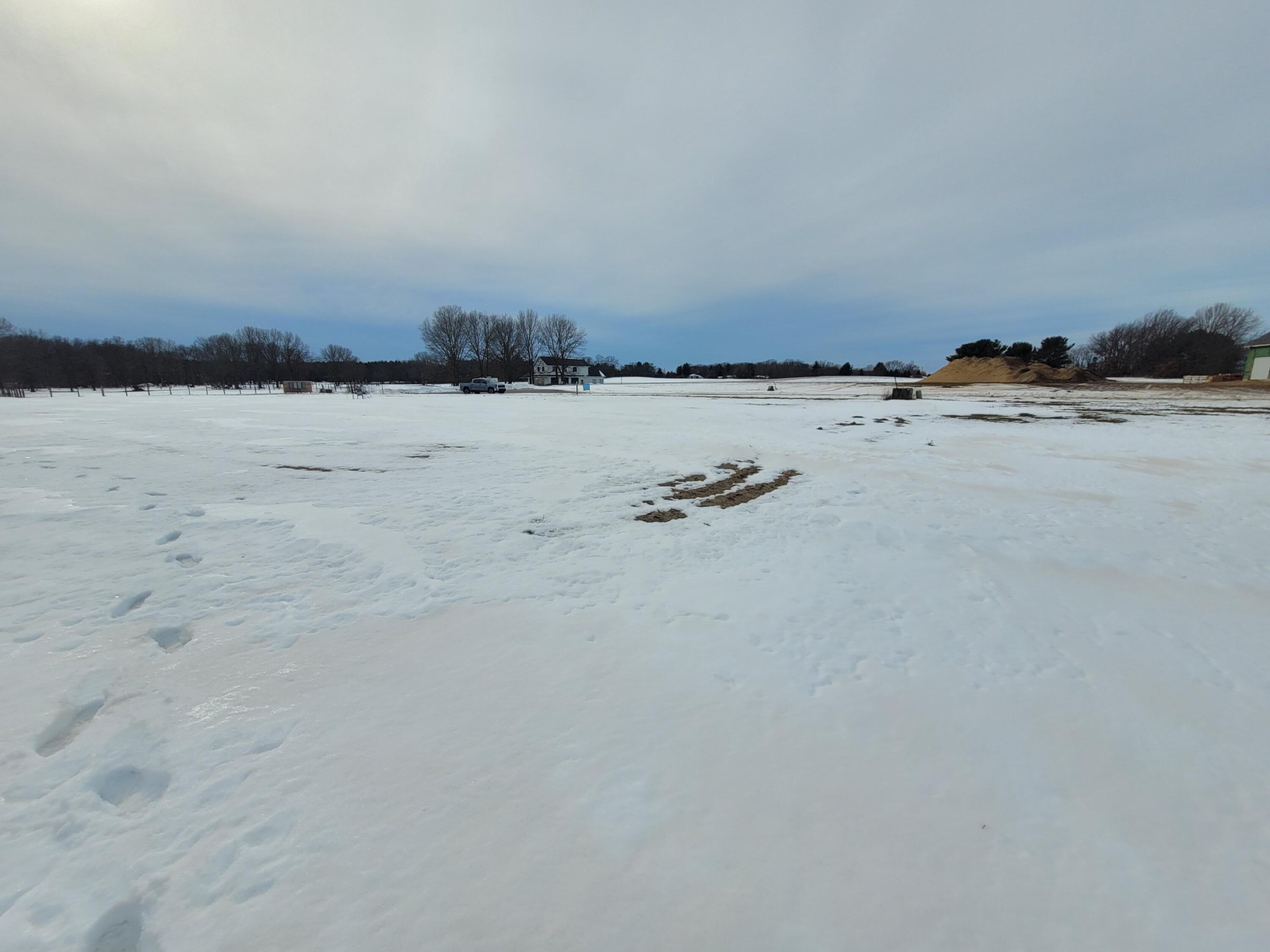 20 Saddlebred Lane Property Photo 2