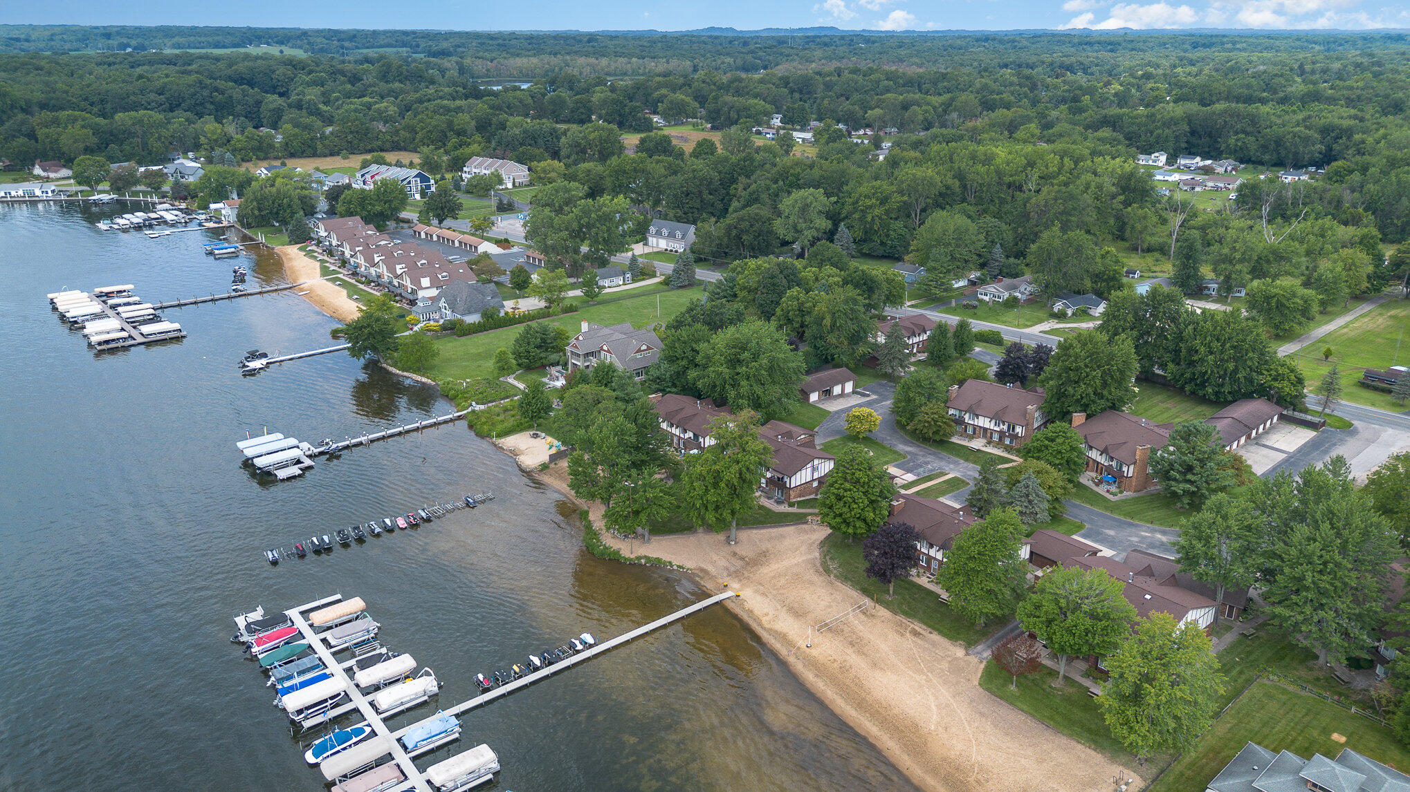 Country View Manor Real Estate Listings Main Image