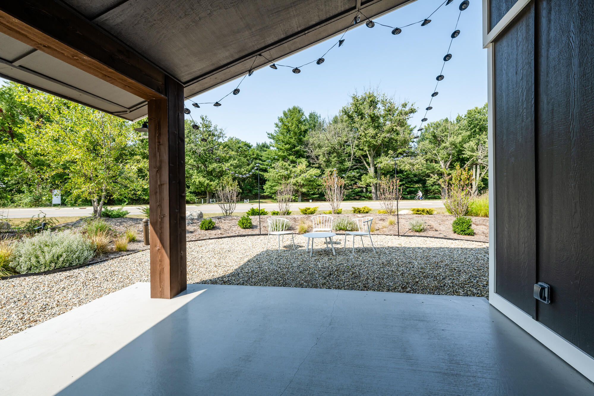 13695 Red Arrow Highway Property Photo 20