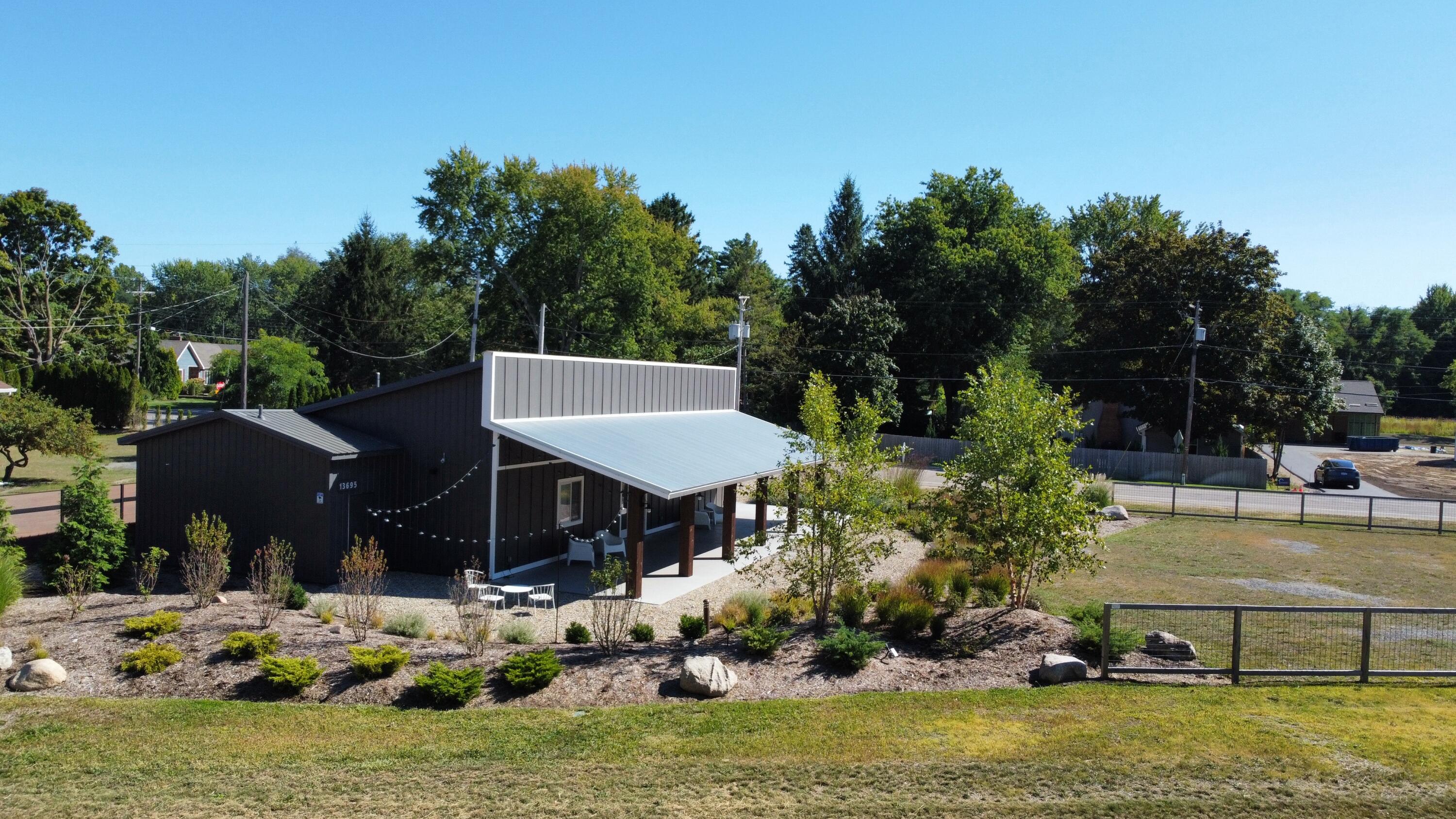 13695 Red Arrow Highway Property Photo 29