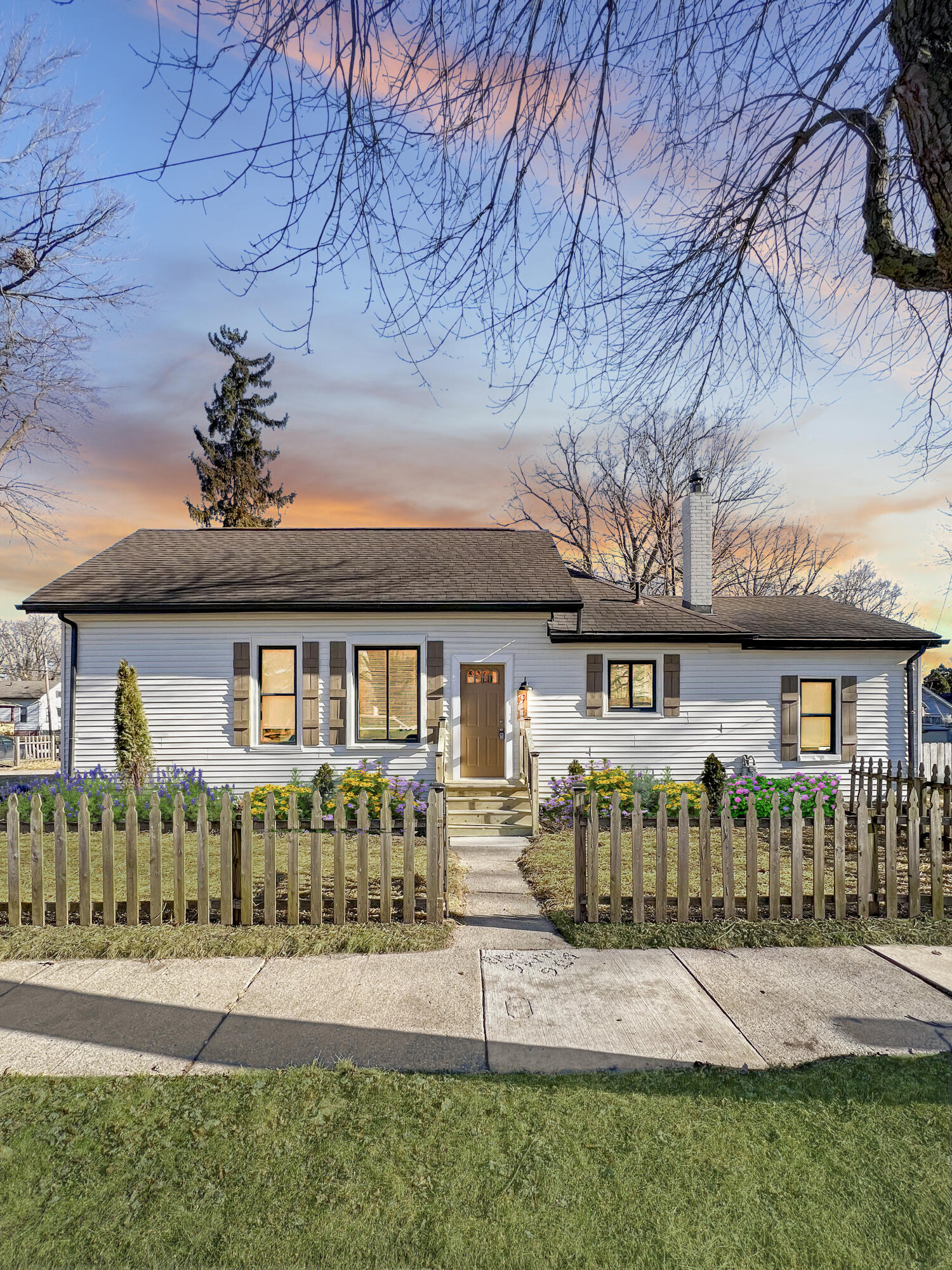 93 Grand Avenue Property Photo