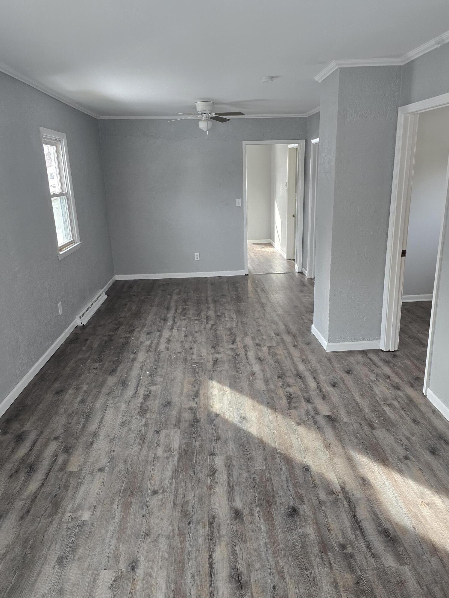 1205 Hyland Street Property Photo 4