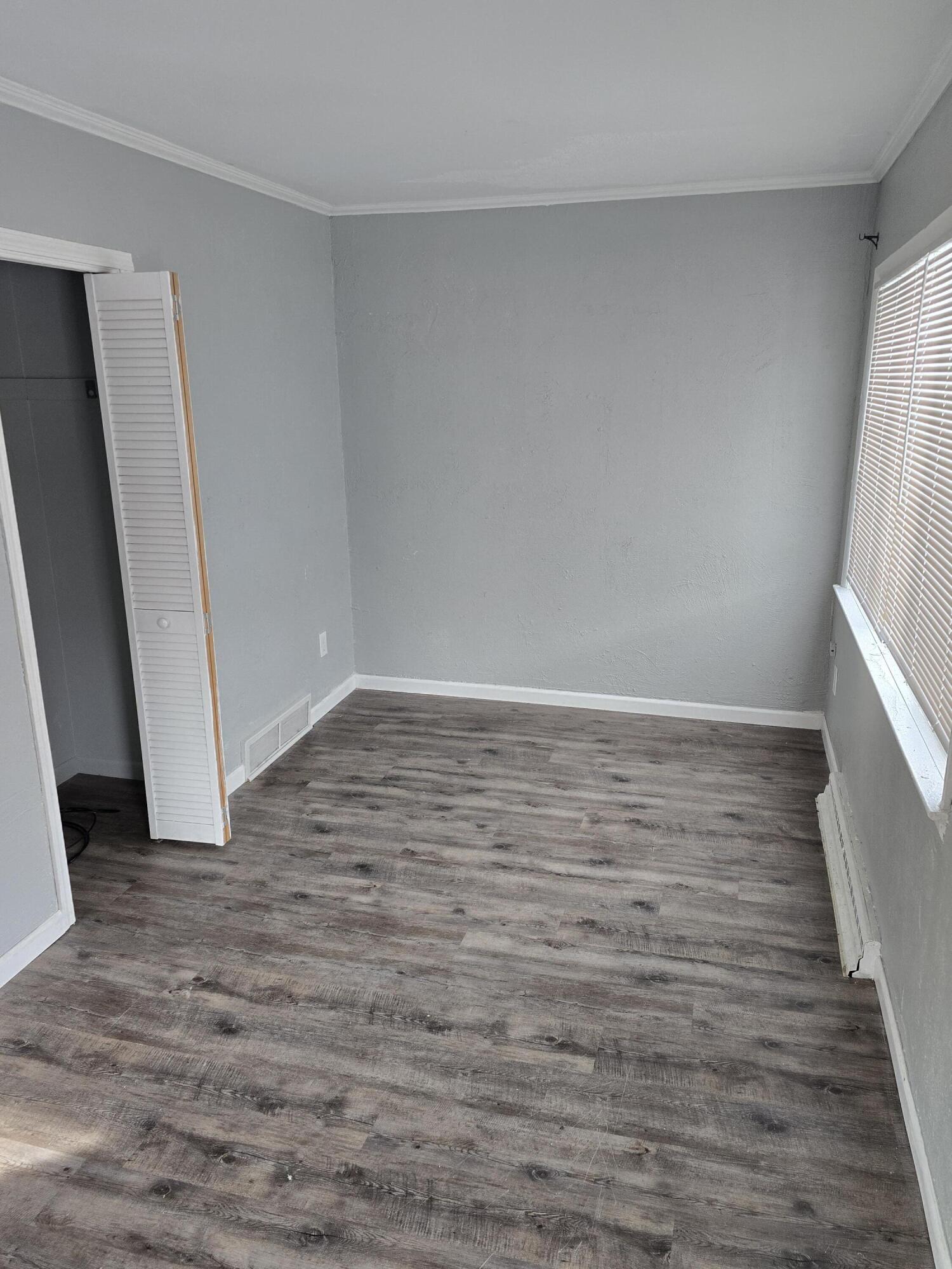 1205 Hyland Street Property Photo 5