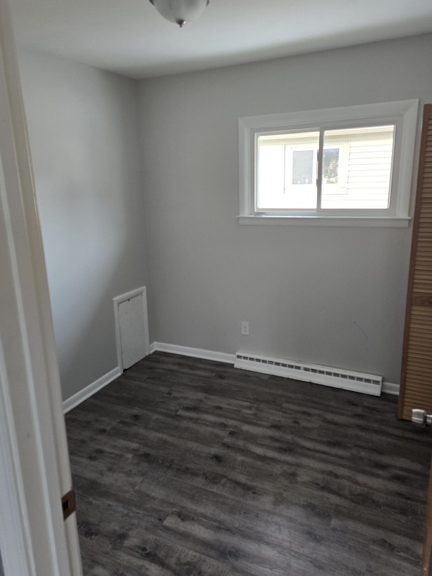 1205 Hyland Street Property Photo 6