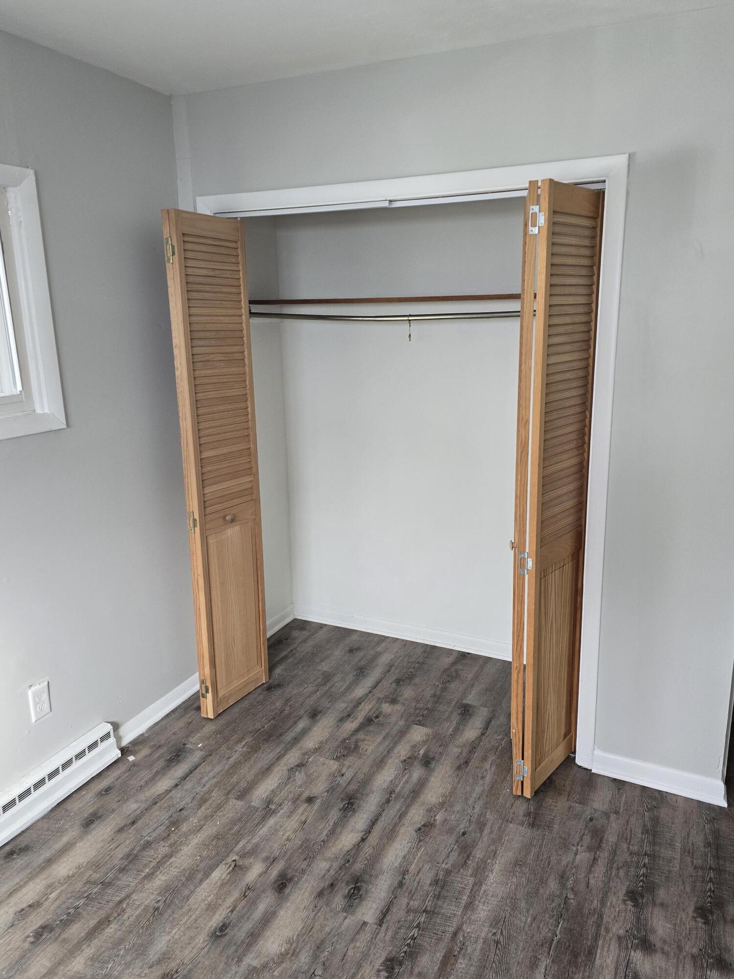 1205 Hyland Street Property Photo 8
