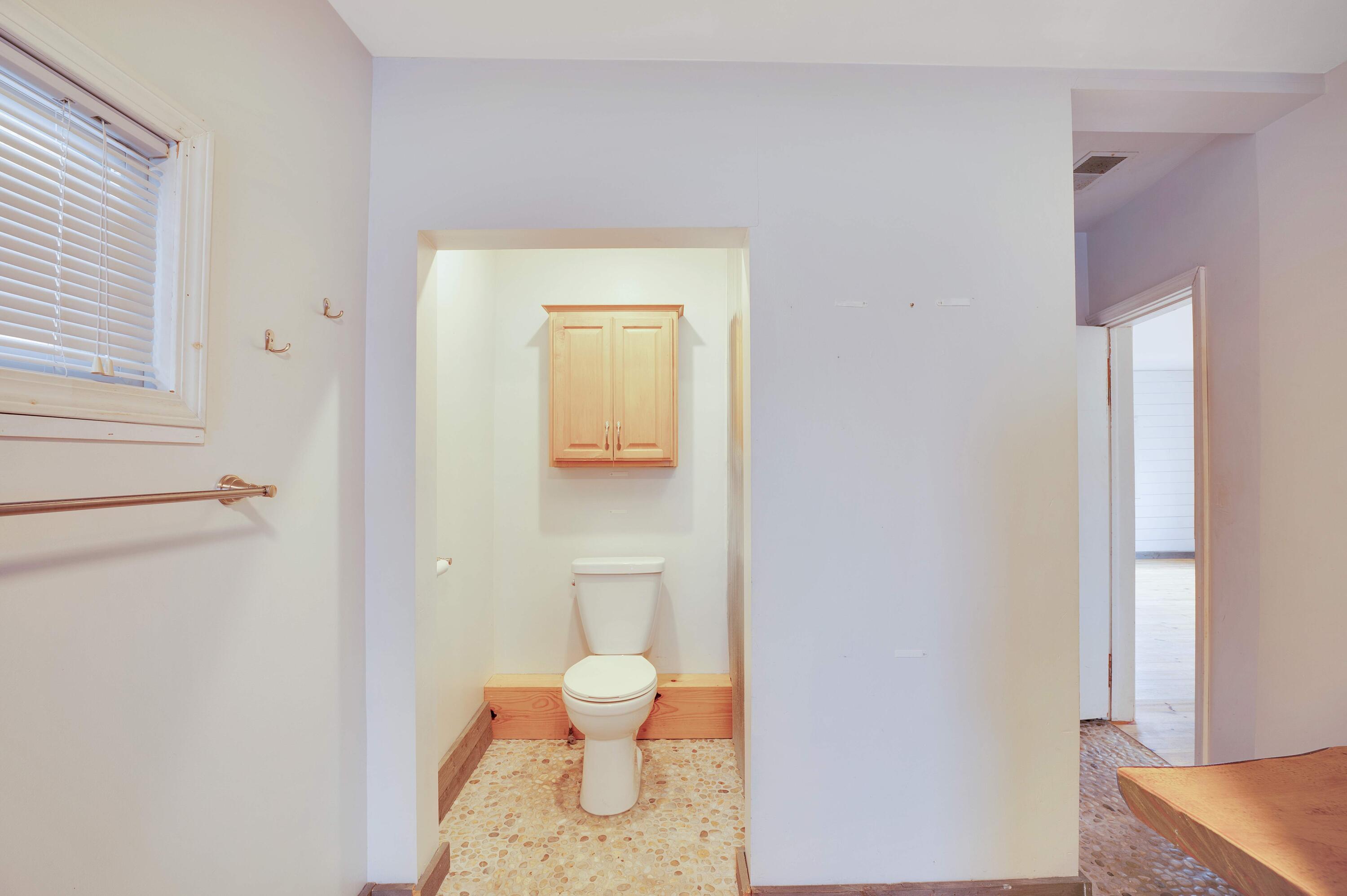 615 617 Elm Street Property Photo 17