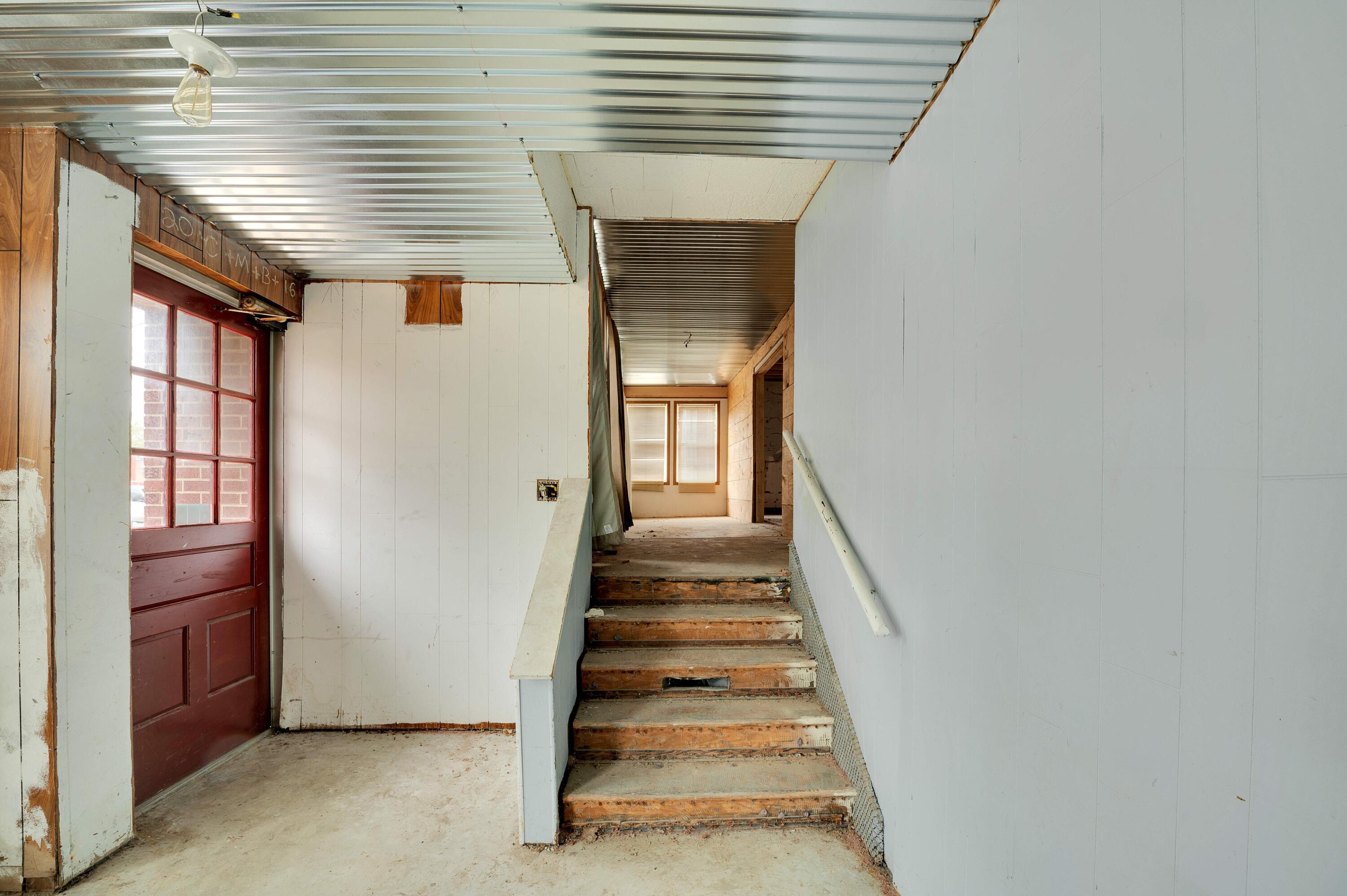 615 617 Elm Street Property Photo 21