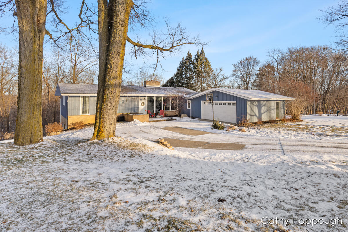 1686 S State Road Property Photo