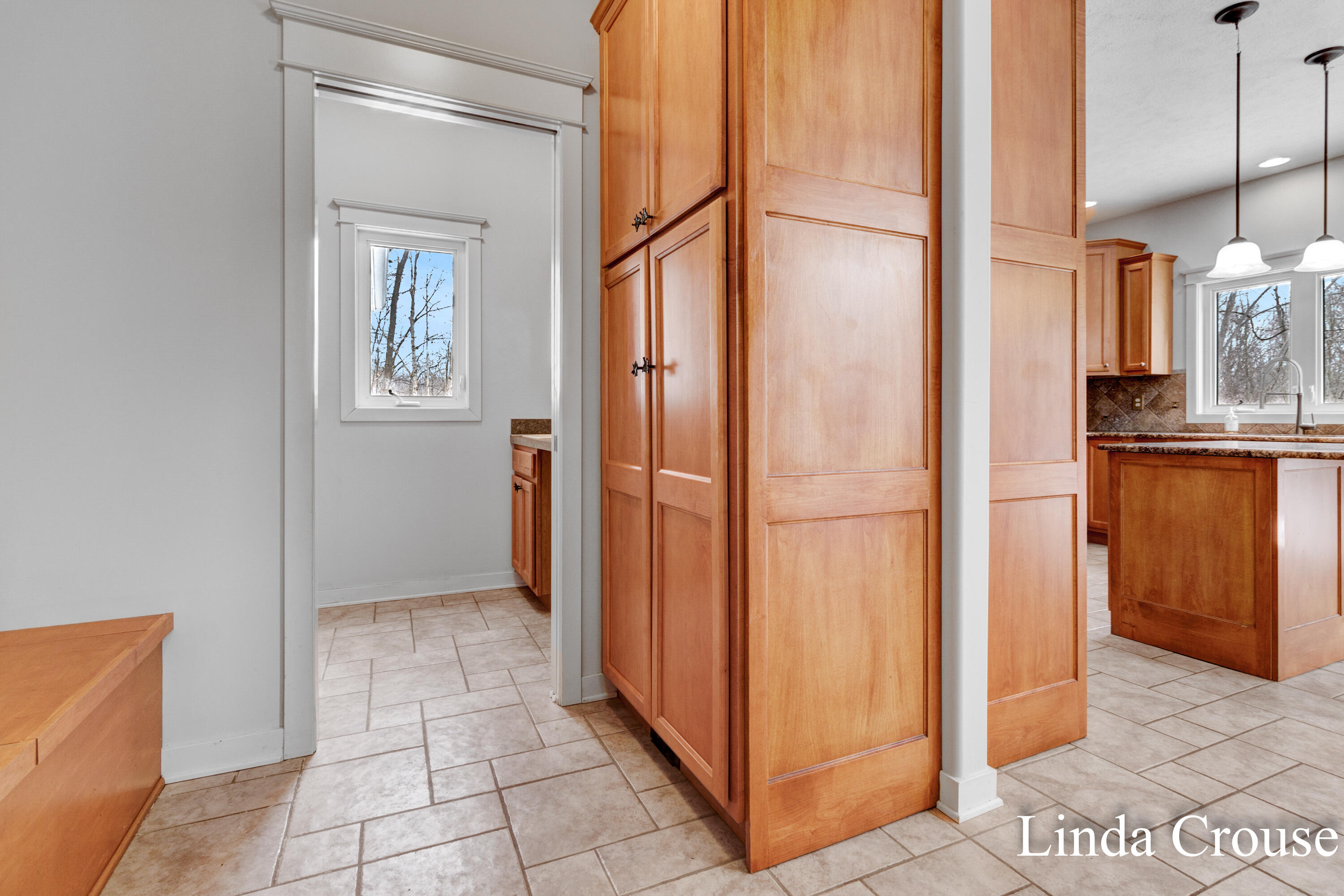 10940 Derick Drive Property Photo 34