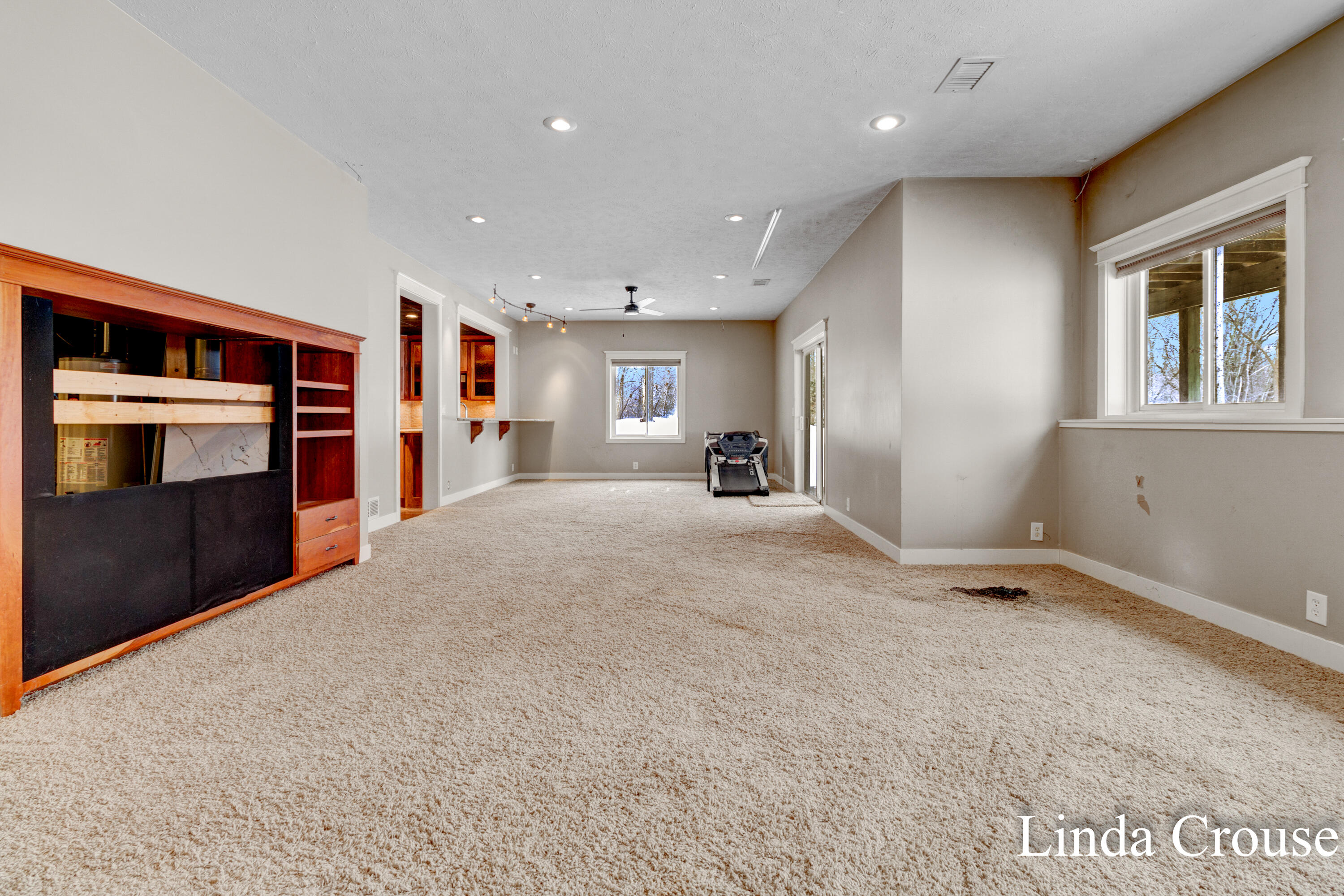 10940 Derick Drive Property Photo 50