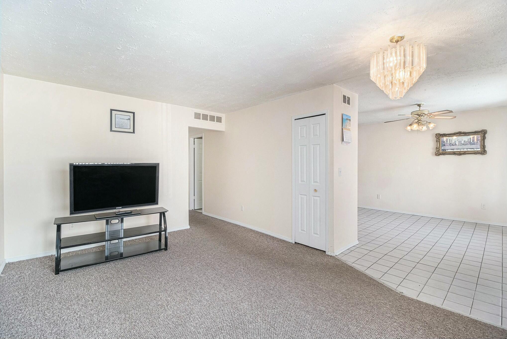 6262 E 14 Mile Road Property Photo 4