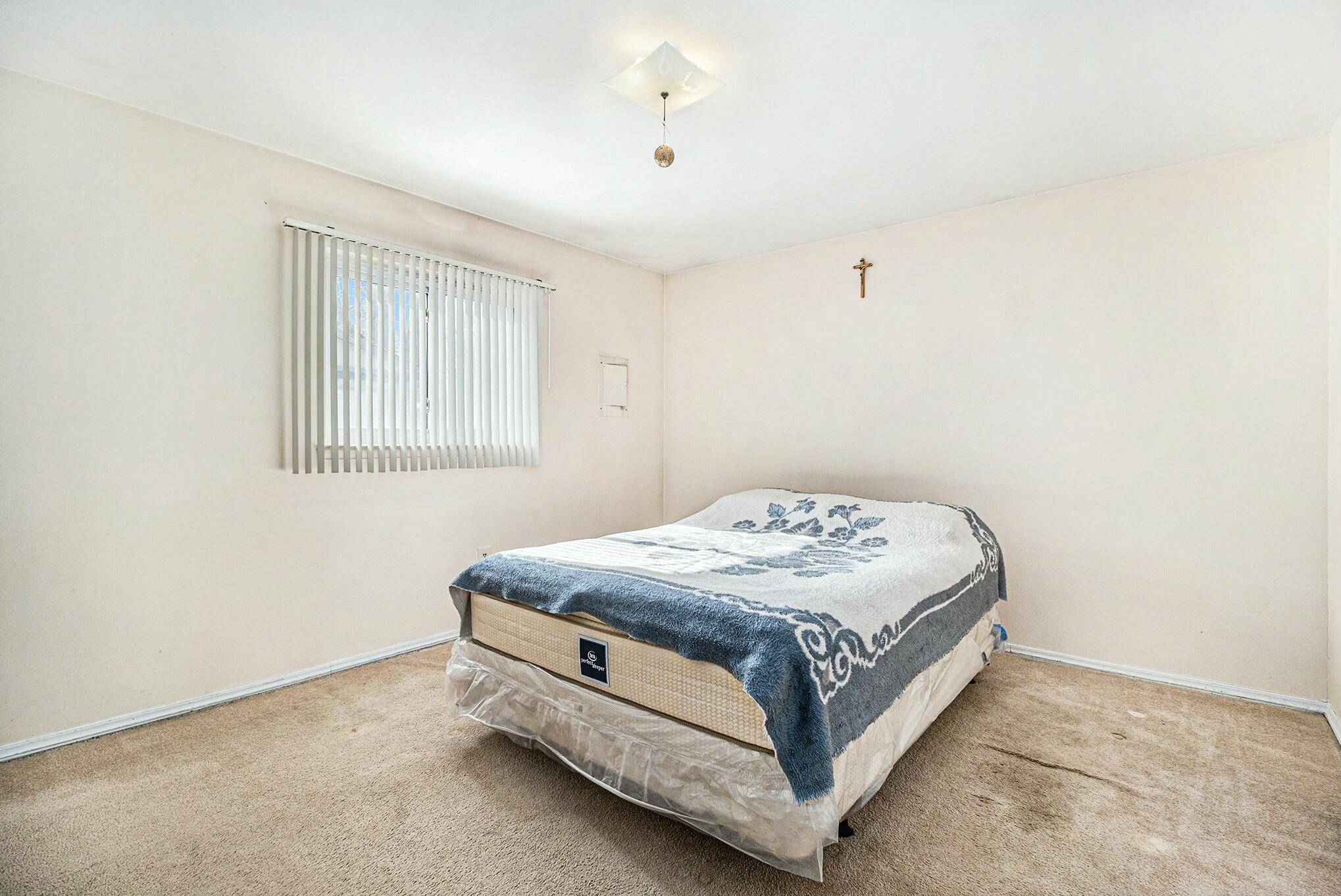 6262 E 14 Mile Road Property Photo 9