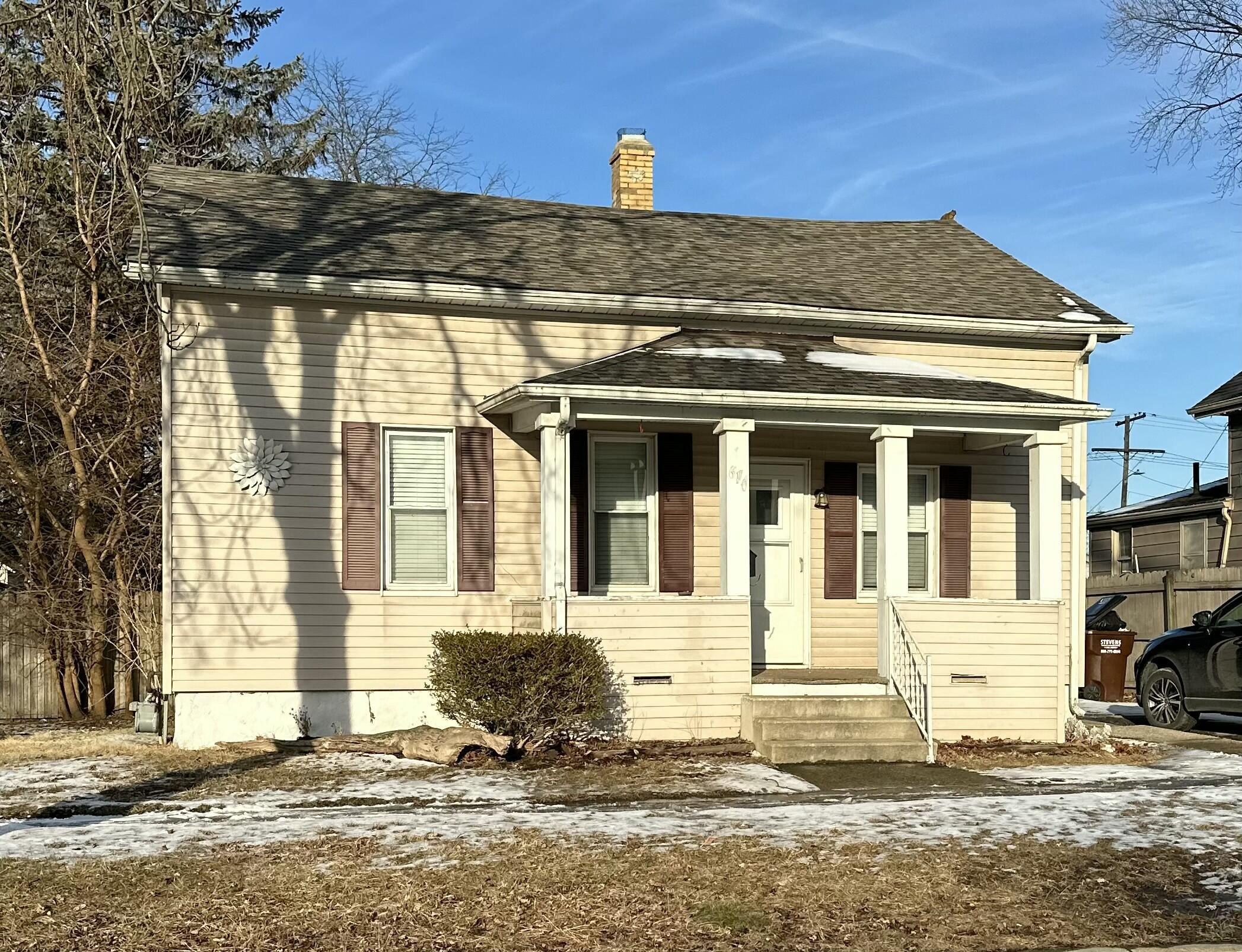 610 W 6th Street Property Photo
