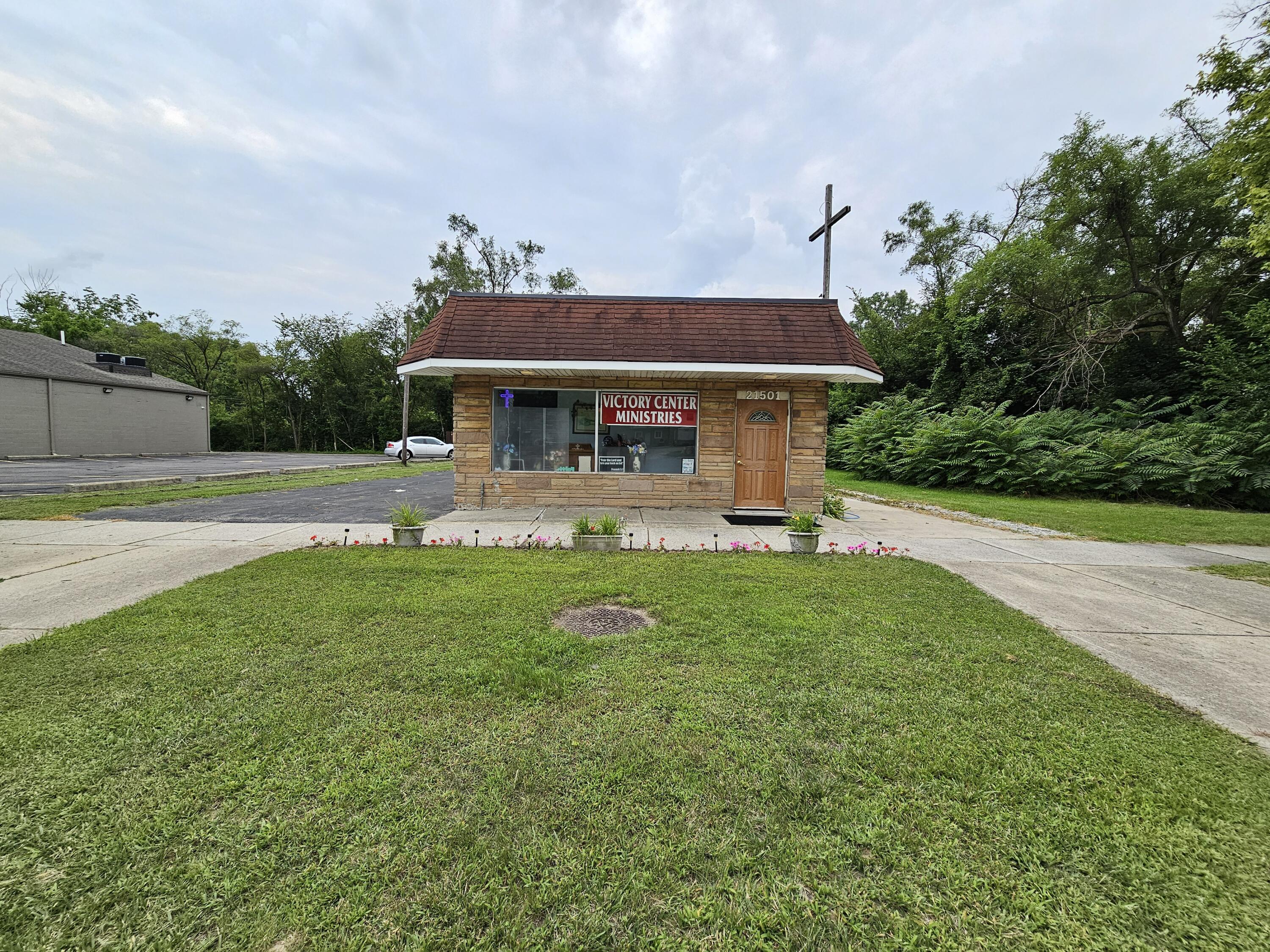 21501 Goddard Road Property Photo