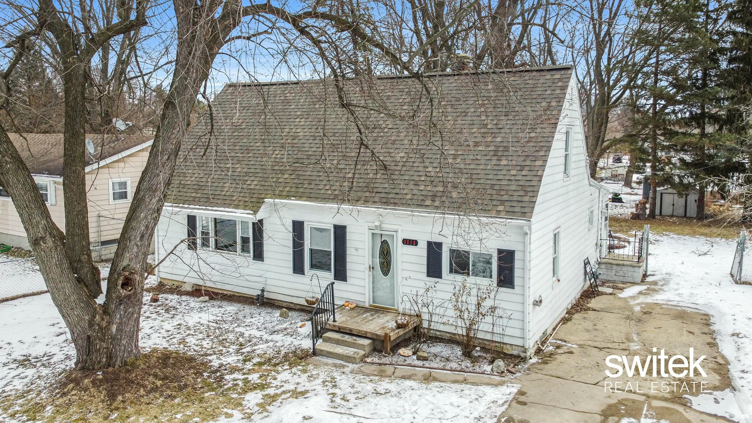 3019 Ingham Street Property Photo 2