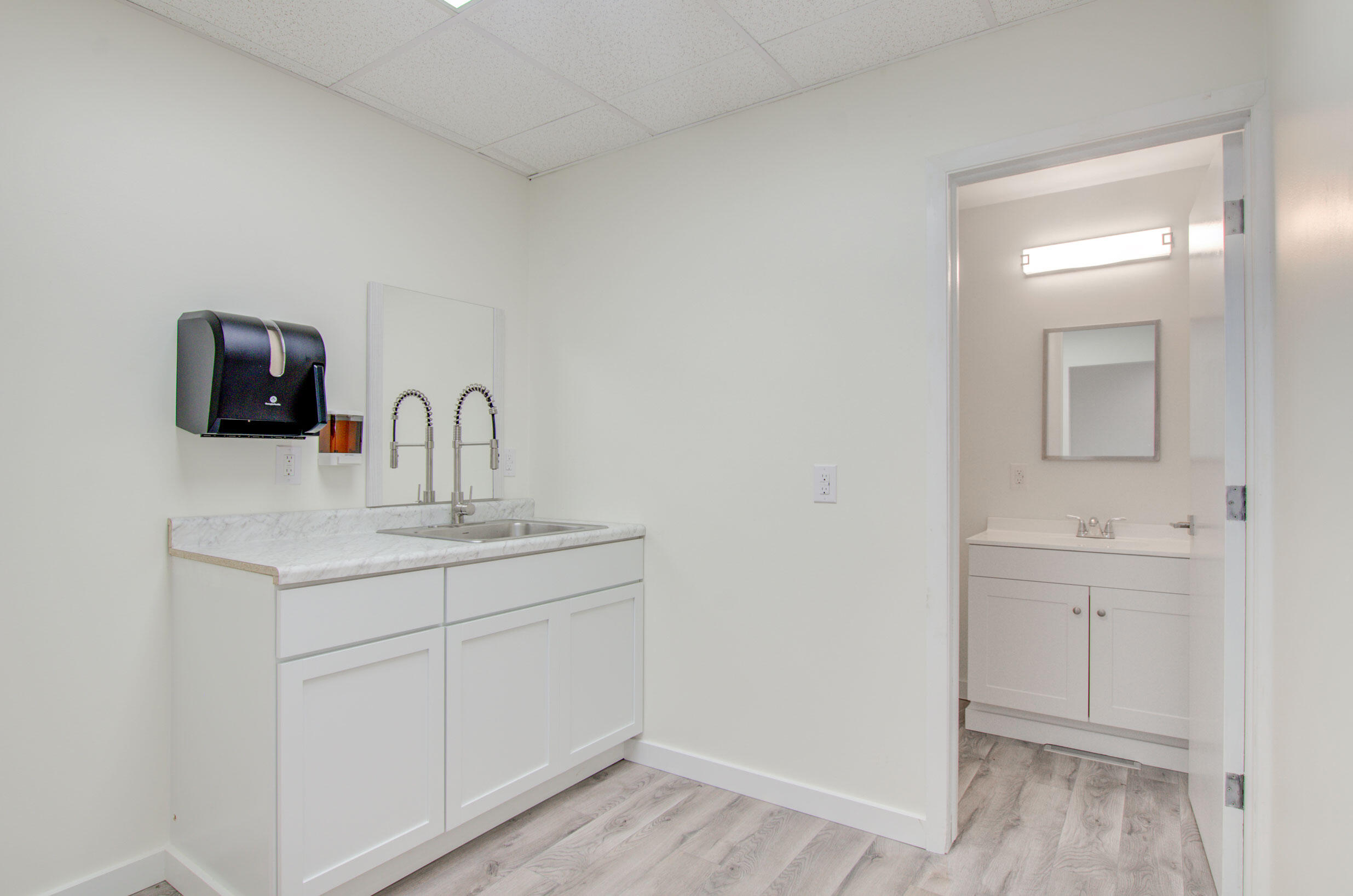 1010 Burr Street Property Photo 17