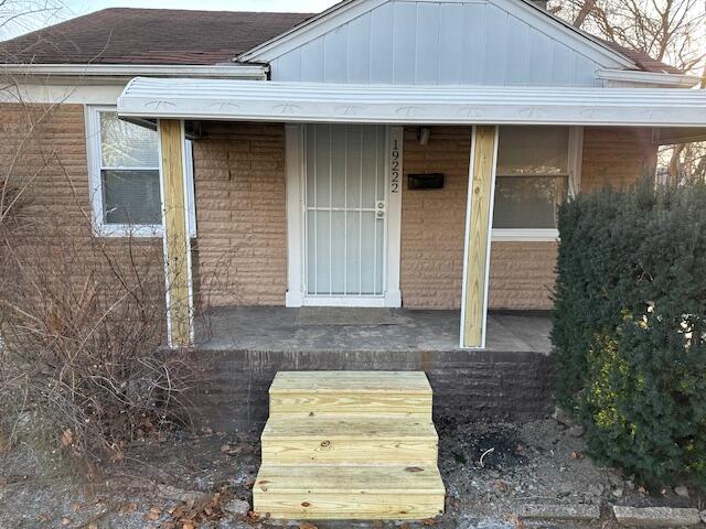 19222 Riopelle Street Property Photo 1
