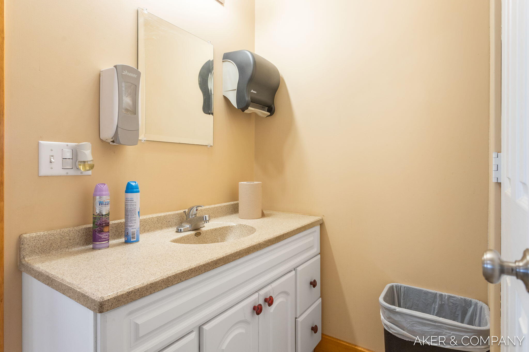 13982 Lake Michigan Drive Property Photo 37